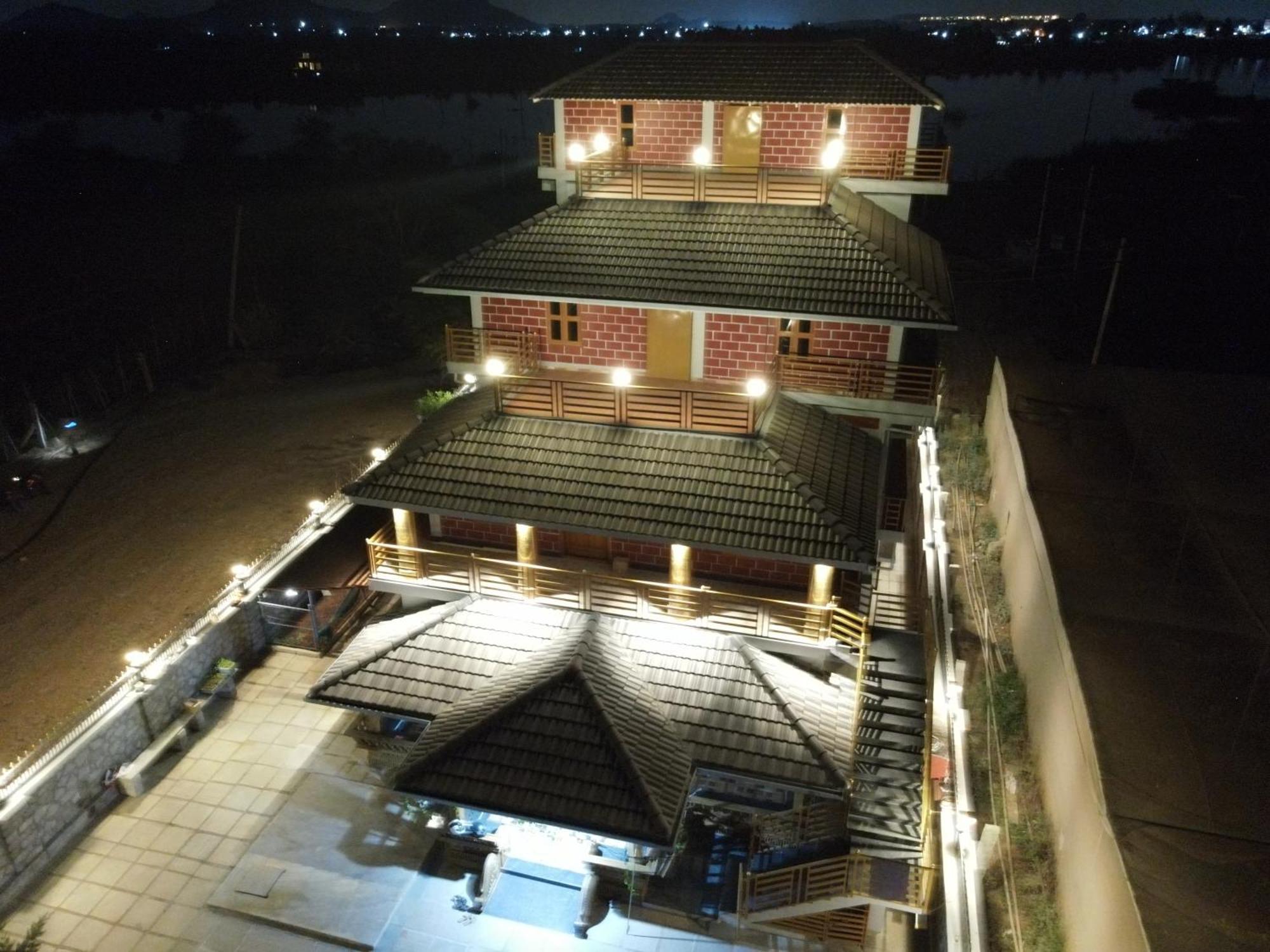Swamy's Shadow Homestay *