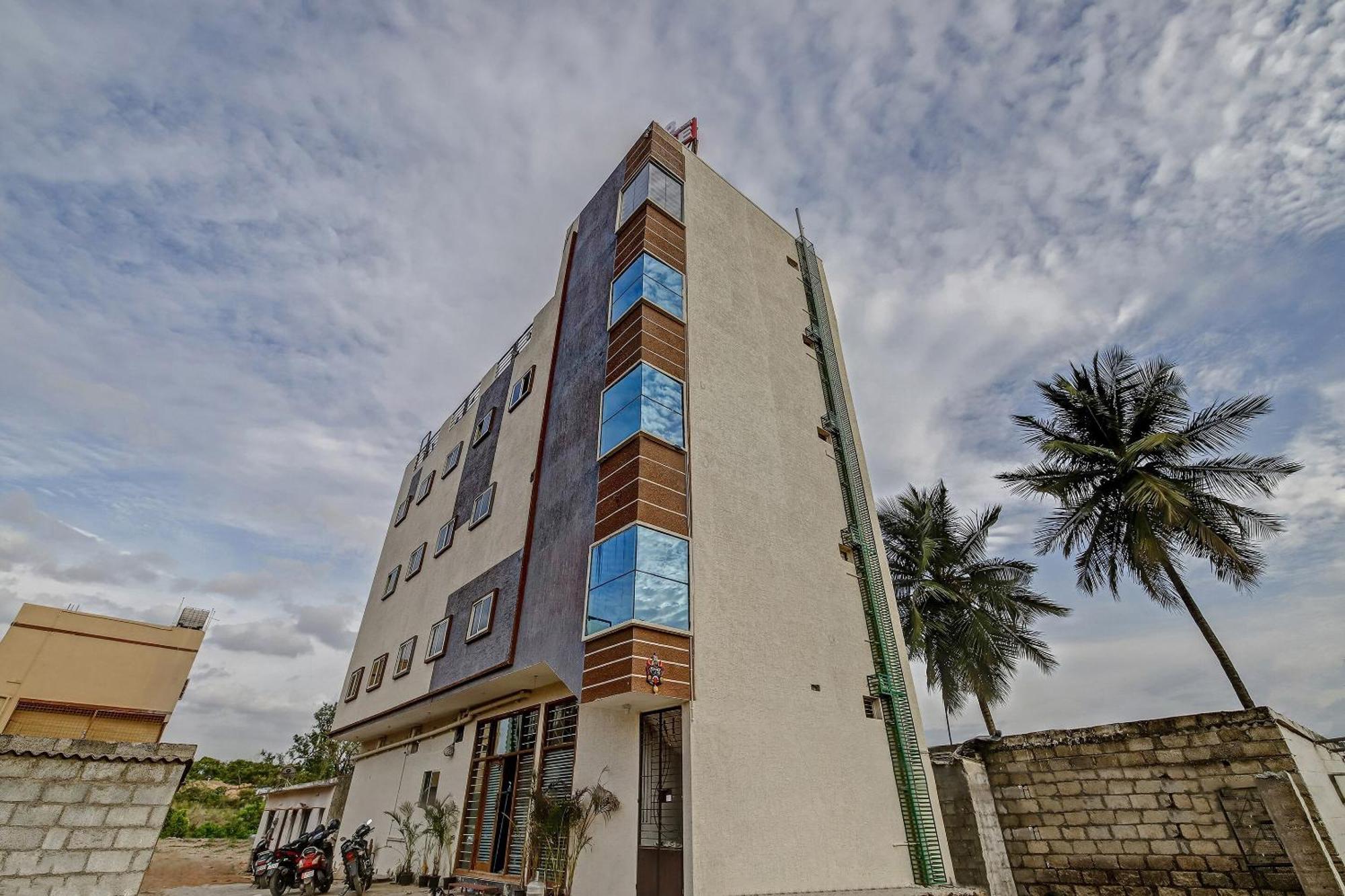 Hotel Oyo Royal King Bangalore