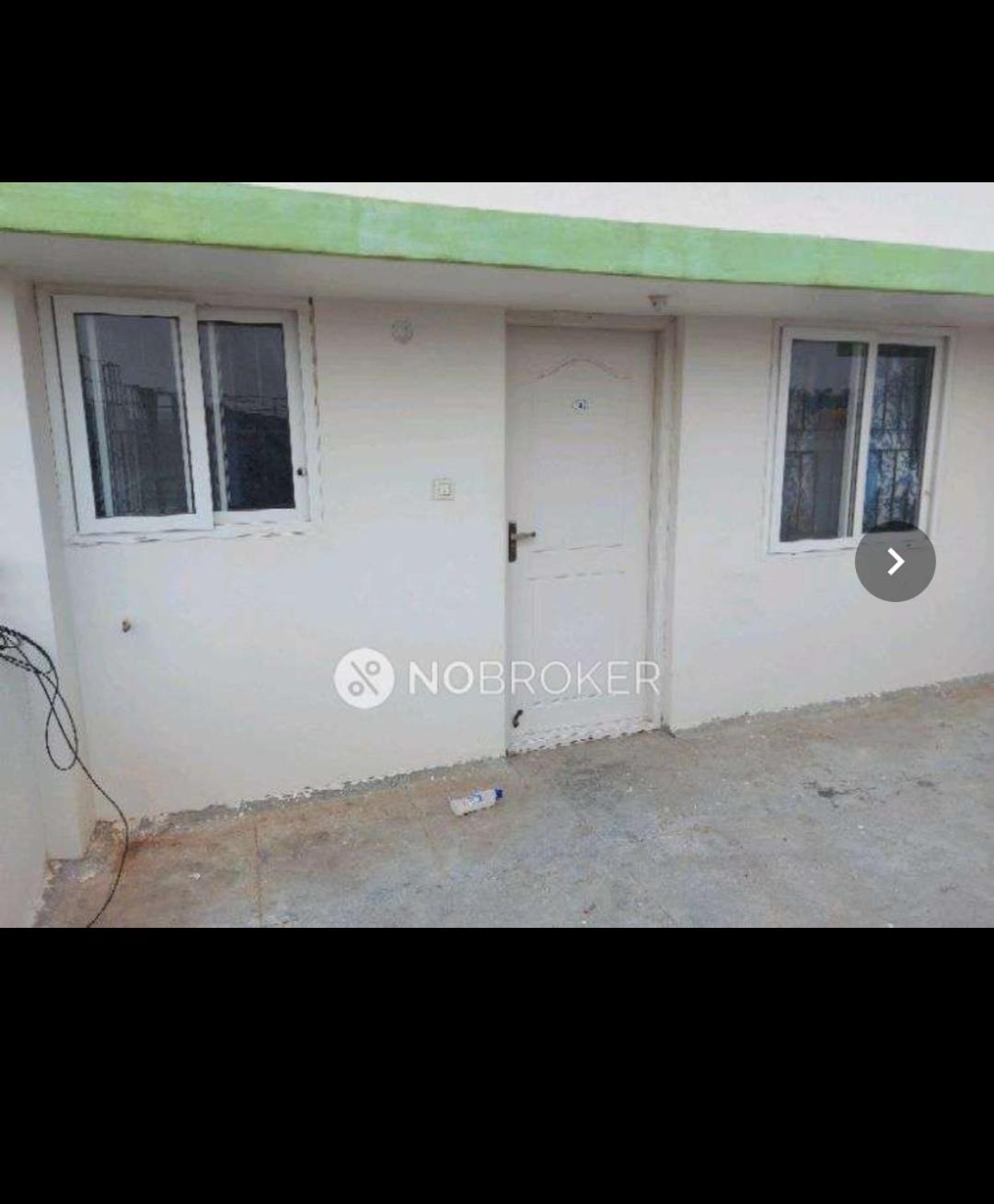 Apartment Studio Apartment *