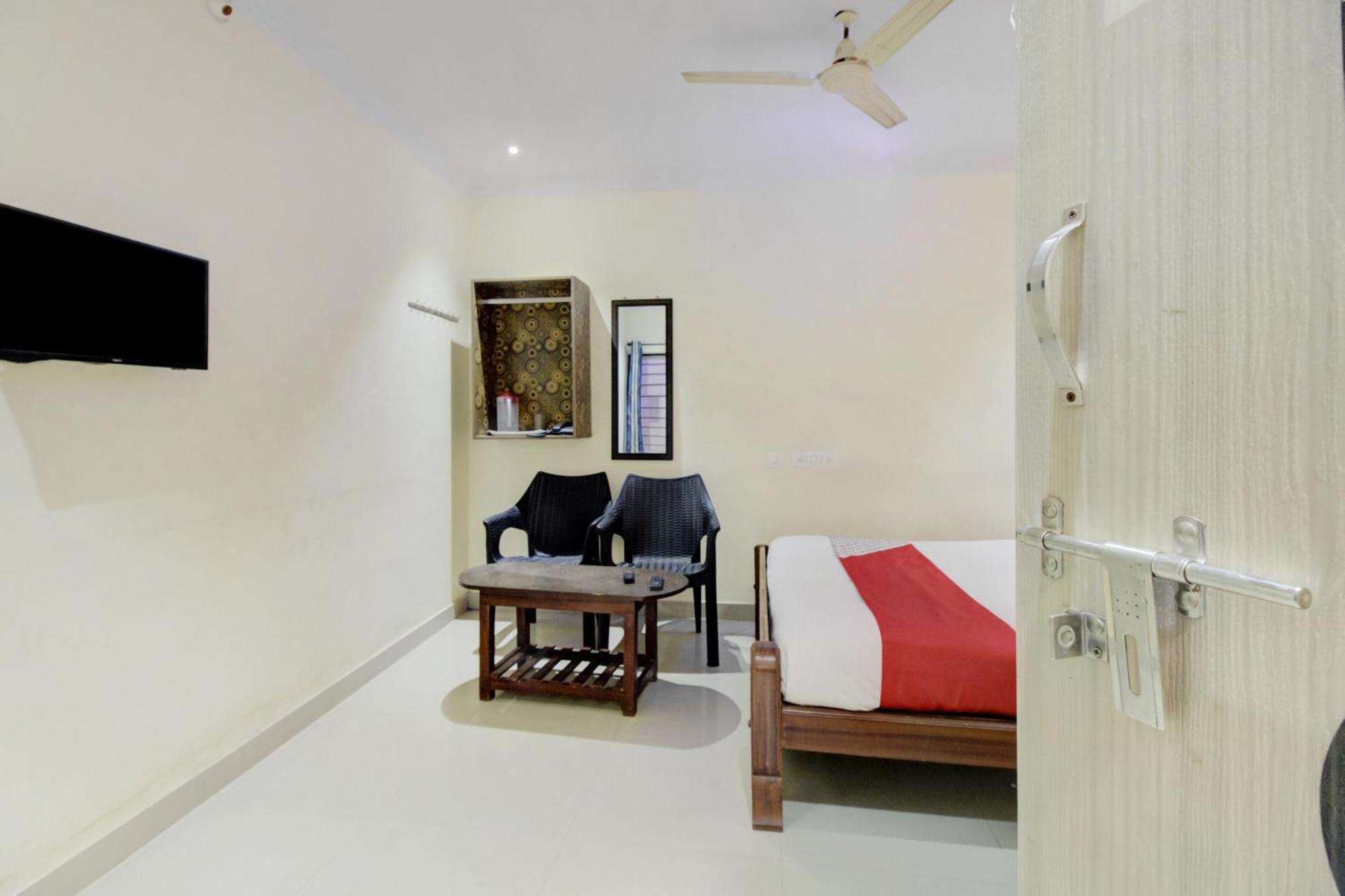 Oyo Flagship Malnad Grand Hotel