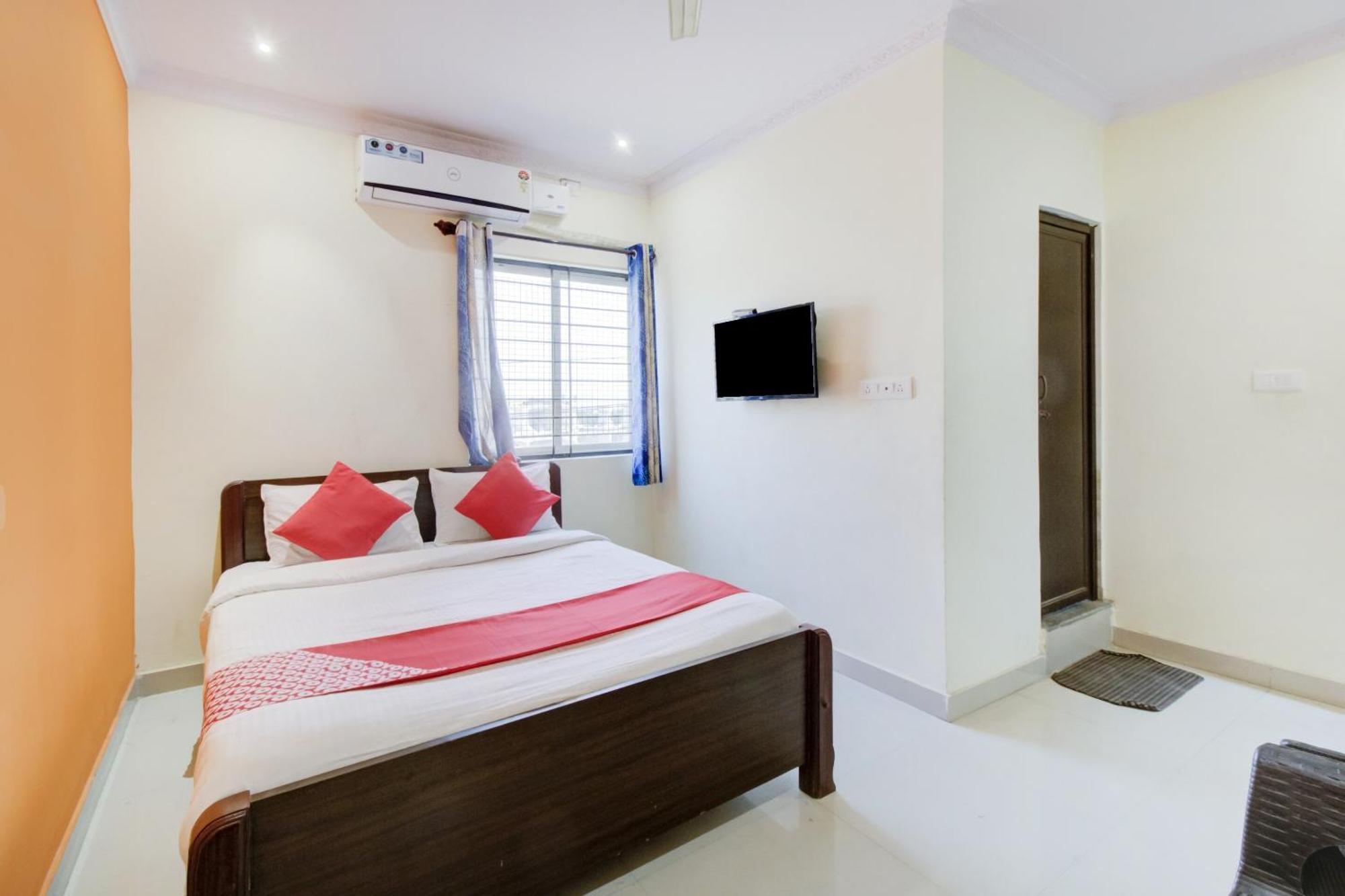 Oyo Flagship Malnad Grand 3* Bangalore