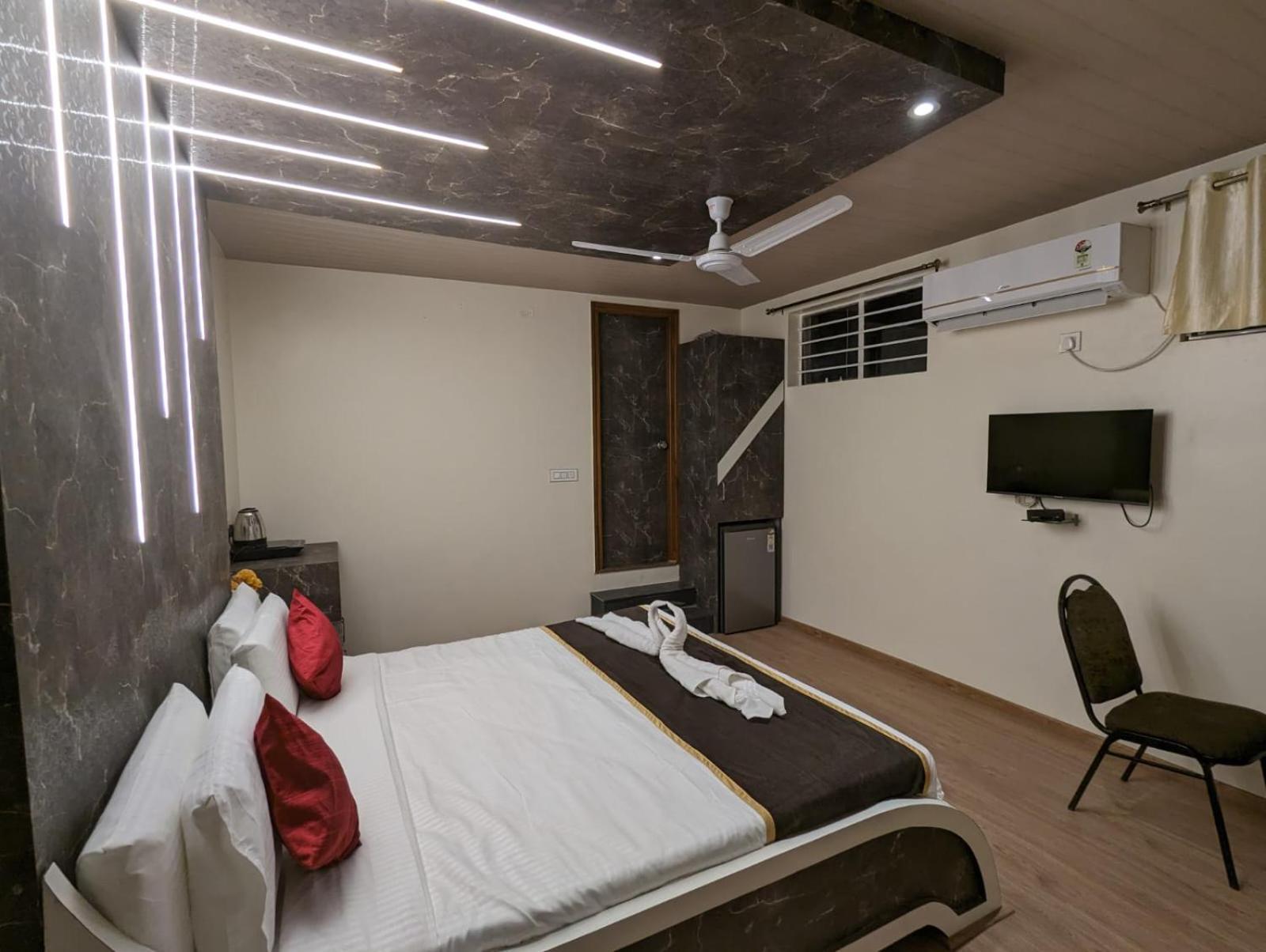 Hotel Seasons - Hbr