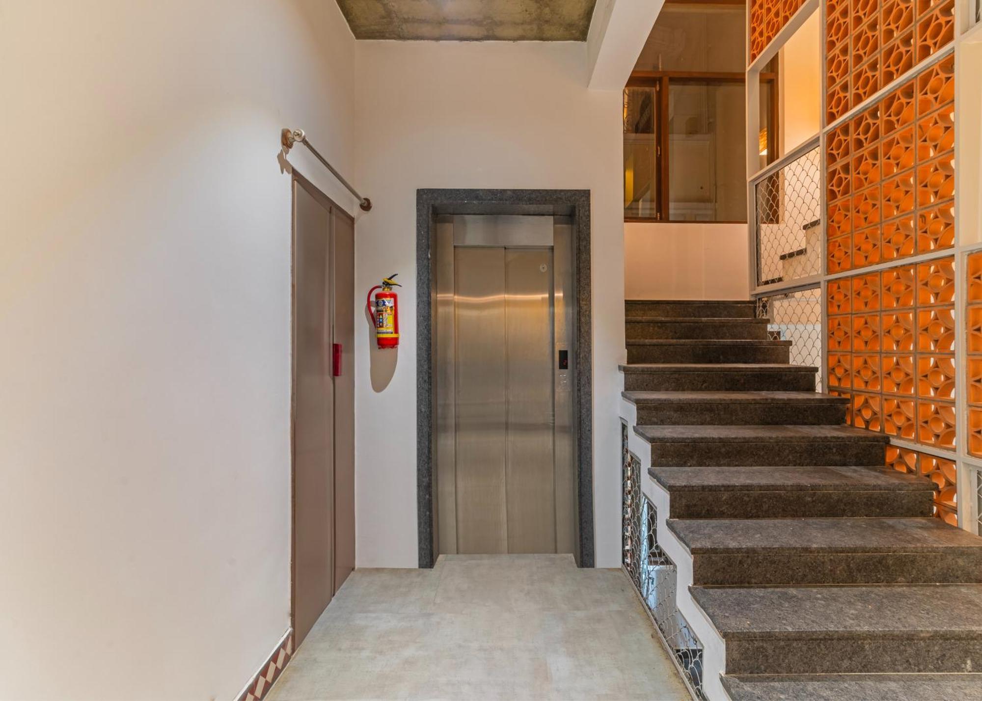 Apartment Wandr Virgo - Indiranagar