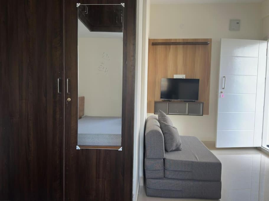 Compact In Haralur Near Hsr 3rd Floor 301 Apartment Bangalore