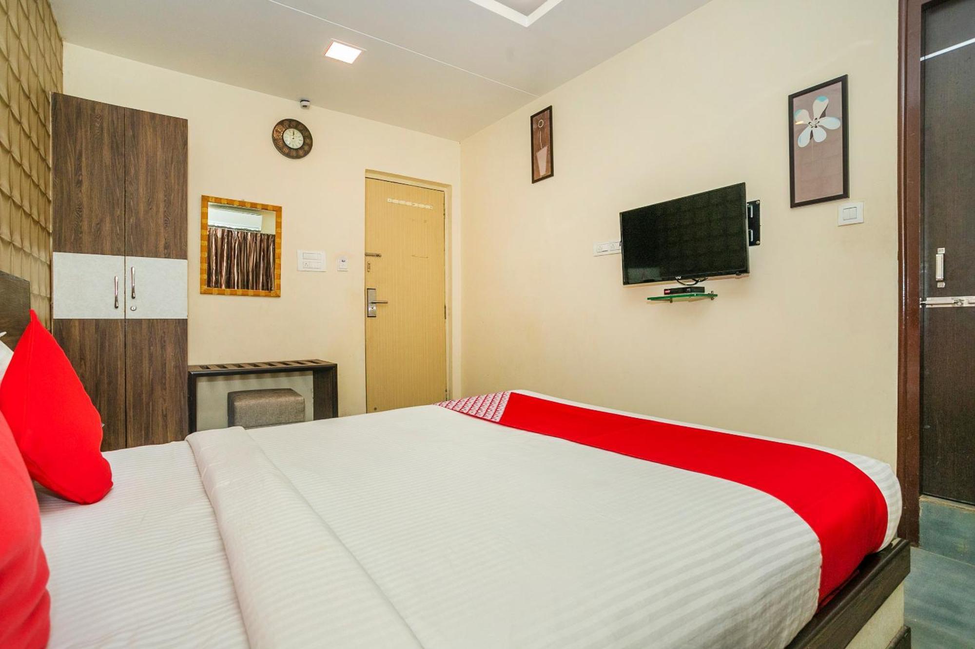 Super Collection O Indian Near Sitara Restaurant 3* Bangalore