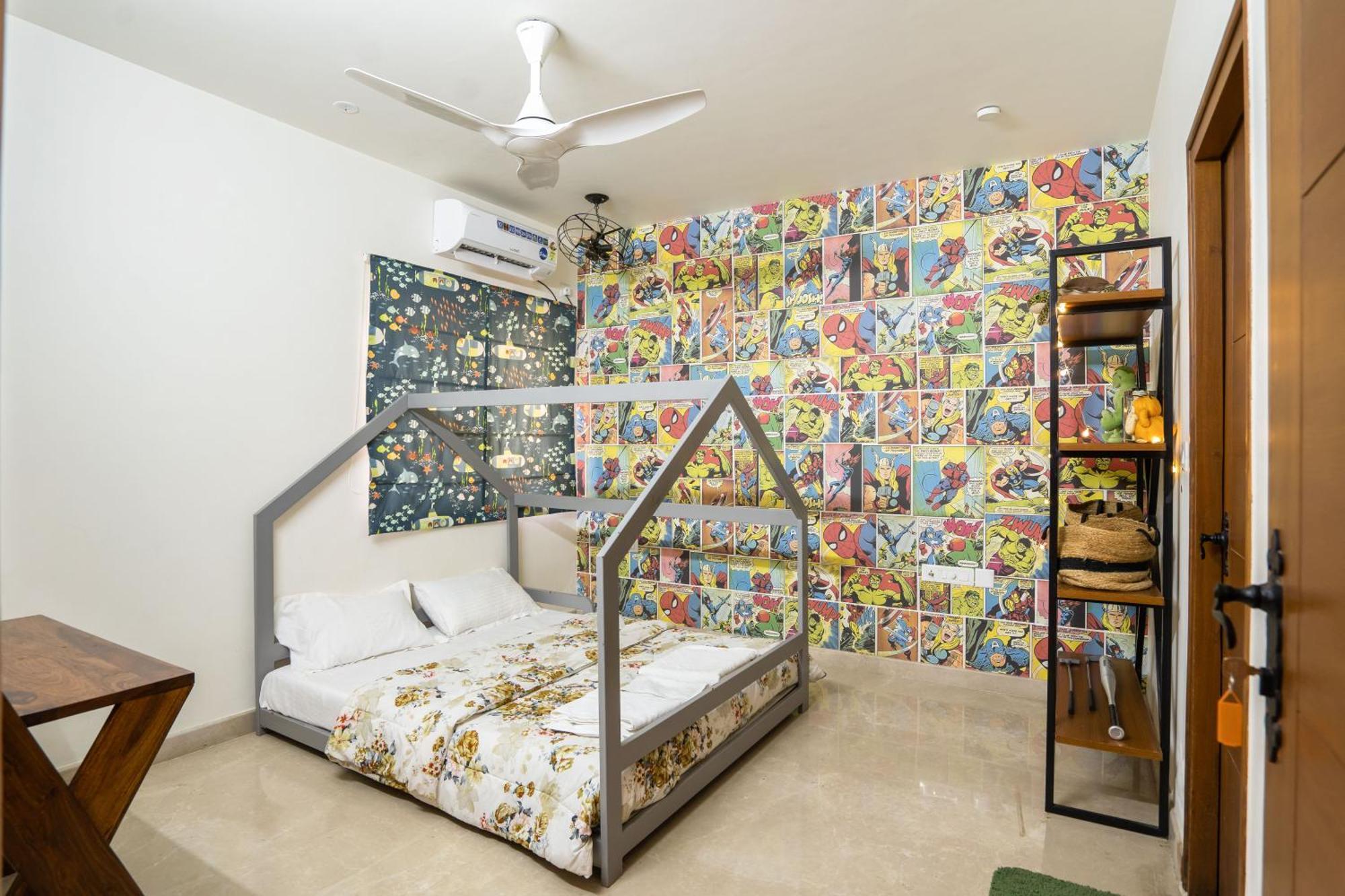 Luxury Vintage 3bhk Penthouse Apartment *
