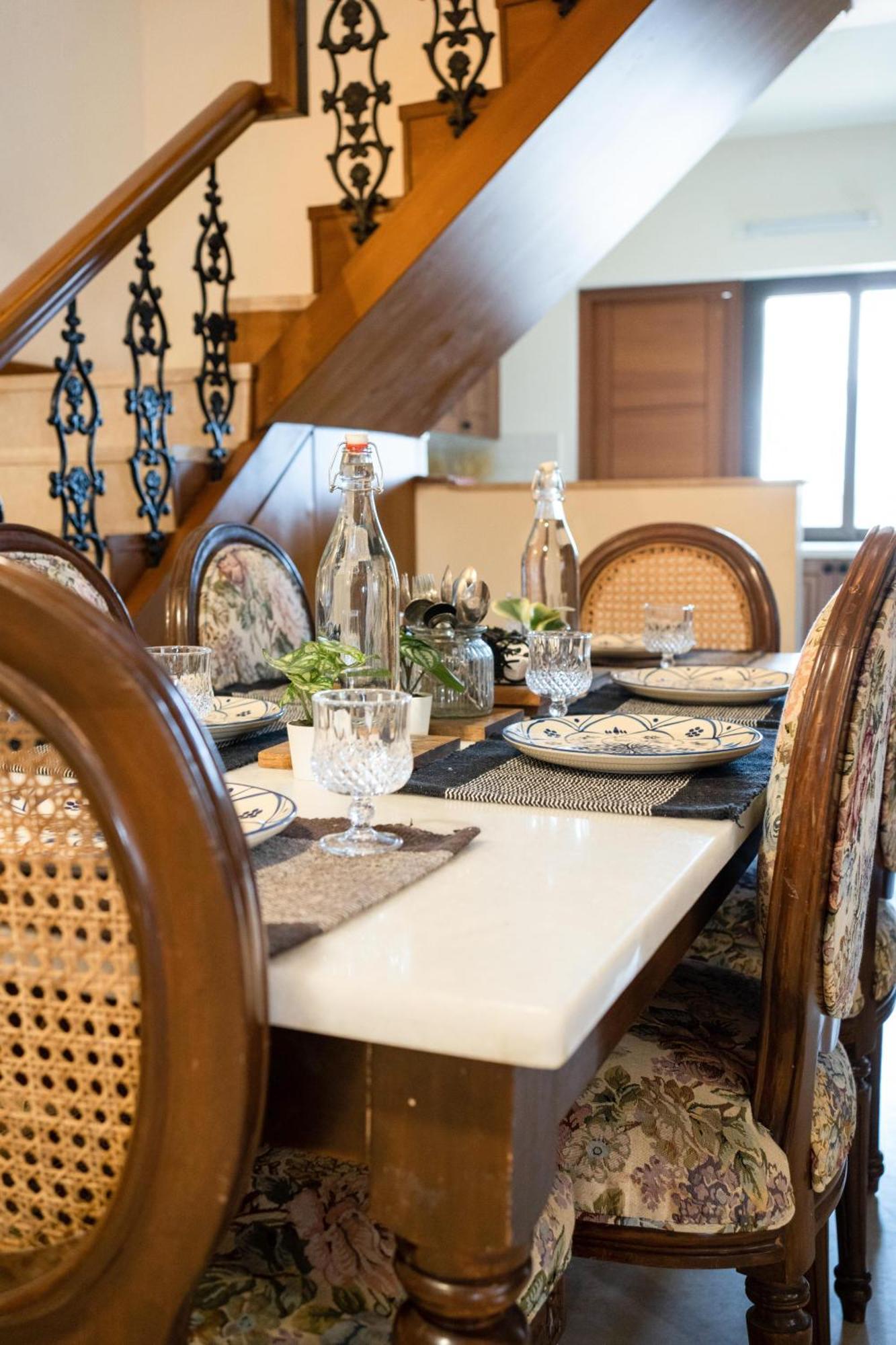 Apartment Luxury Vintage 3bhk Penthouse