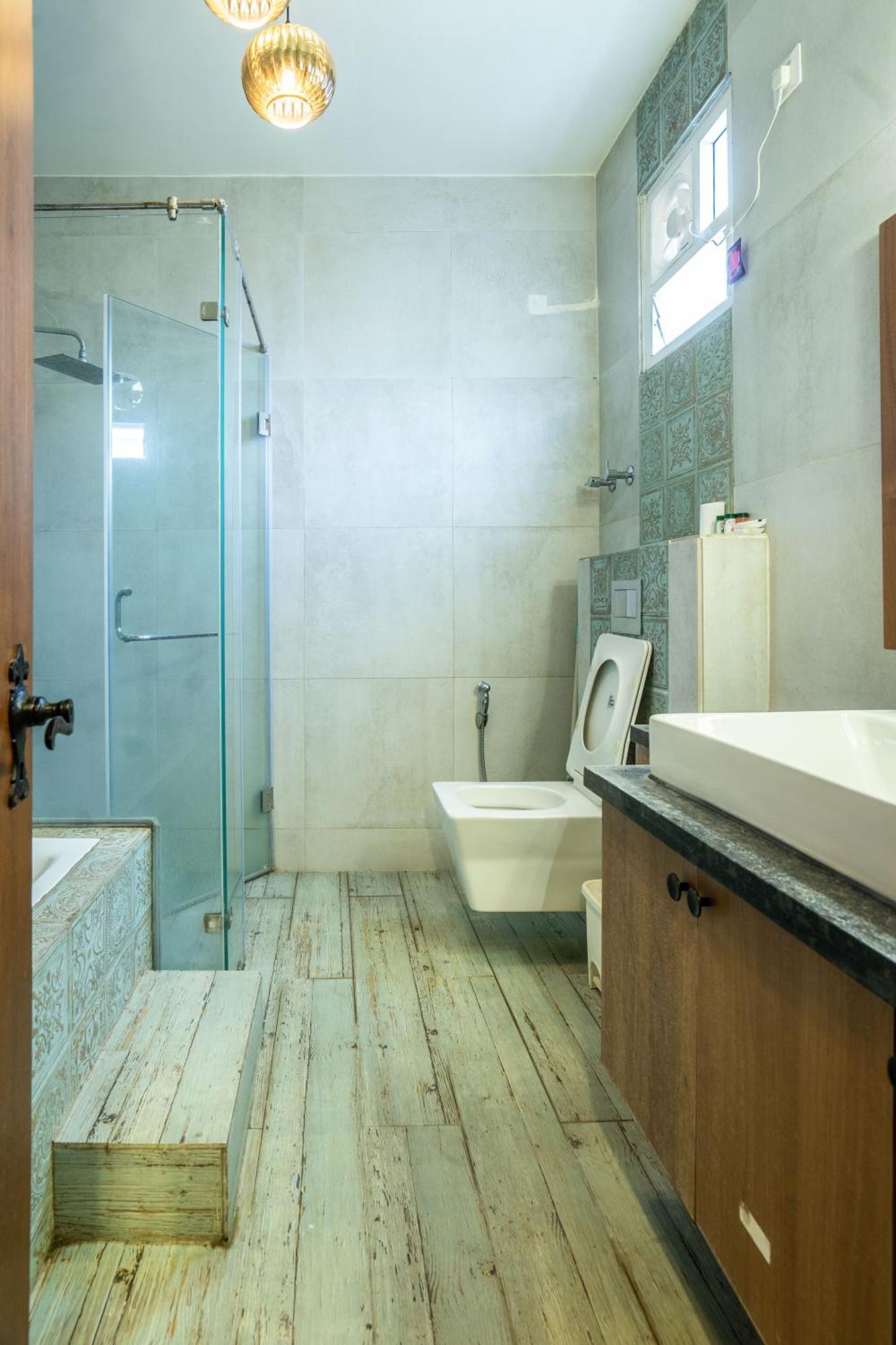 Apartment Luxury Vintage 3bhk Penthouse *