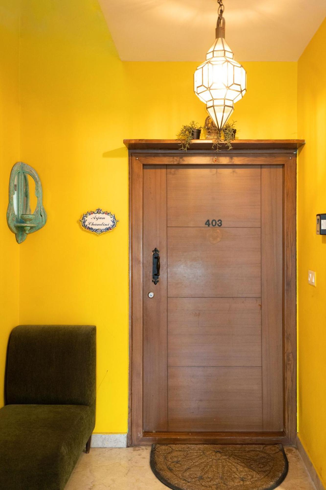 Apartment Luxury Vintage 3bhk Penthouse *