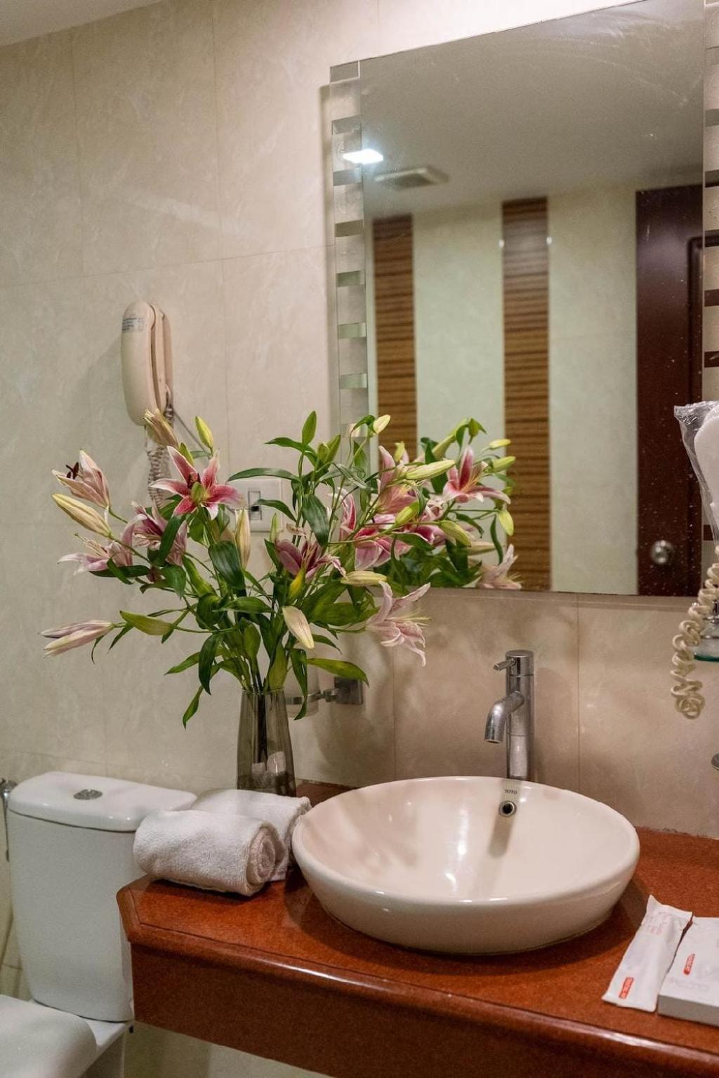 Hotel Sree Parijatha Grand