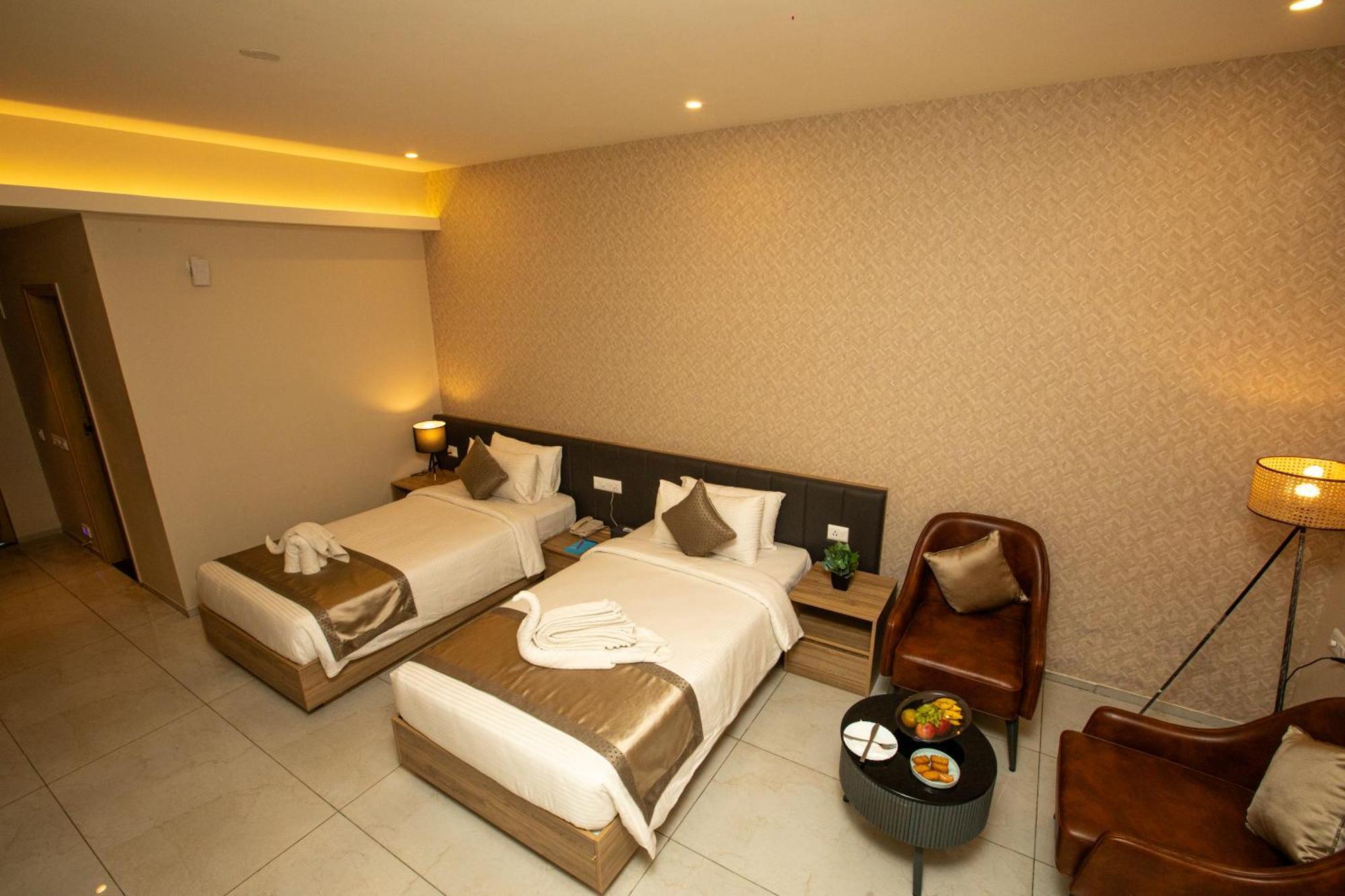 Resort Vrr Astoria & Convention Center