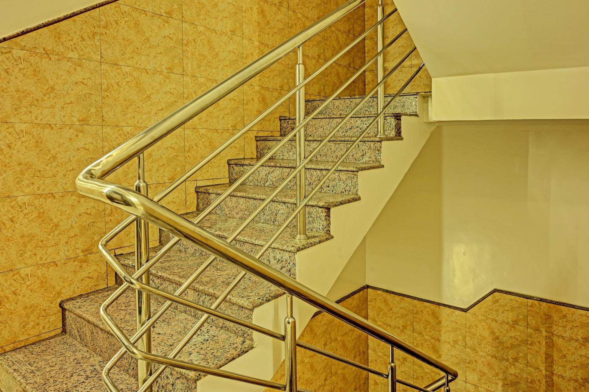 Collection O The Mass Residency By Dv 4* Bangalore