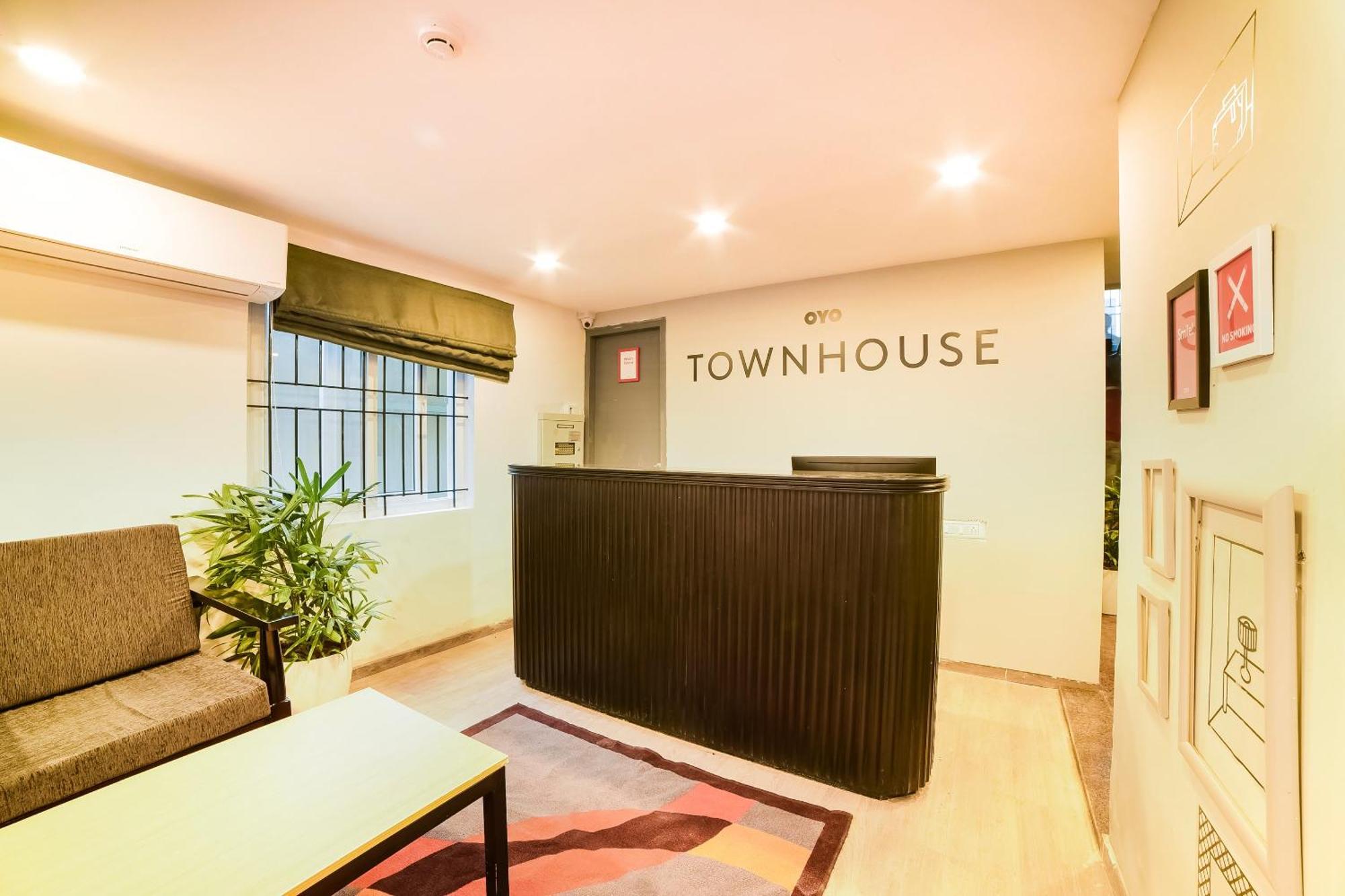 Townhouse Varthur Main Road Near Nexus Whitefield Hotel 4*