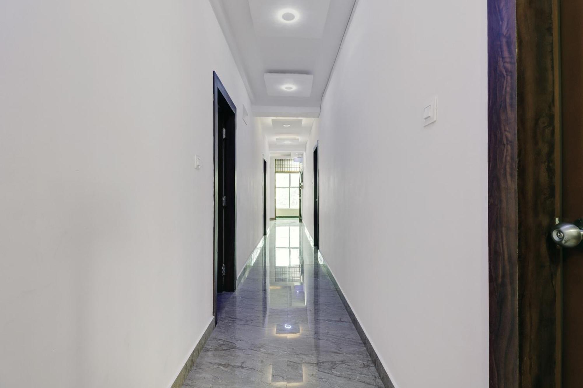 O Aishwarya Comfort Hotel 3*