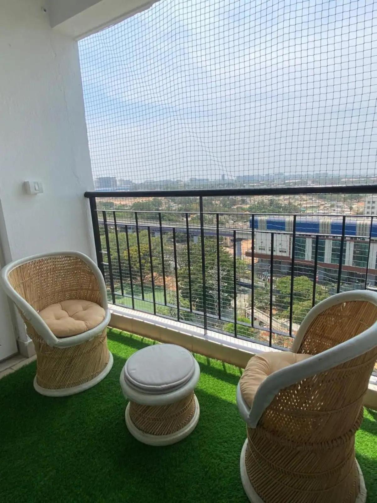 Deluxe 2bhk For Families- Opp Whitefield Metro Bangalore