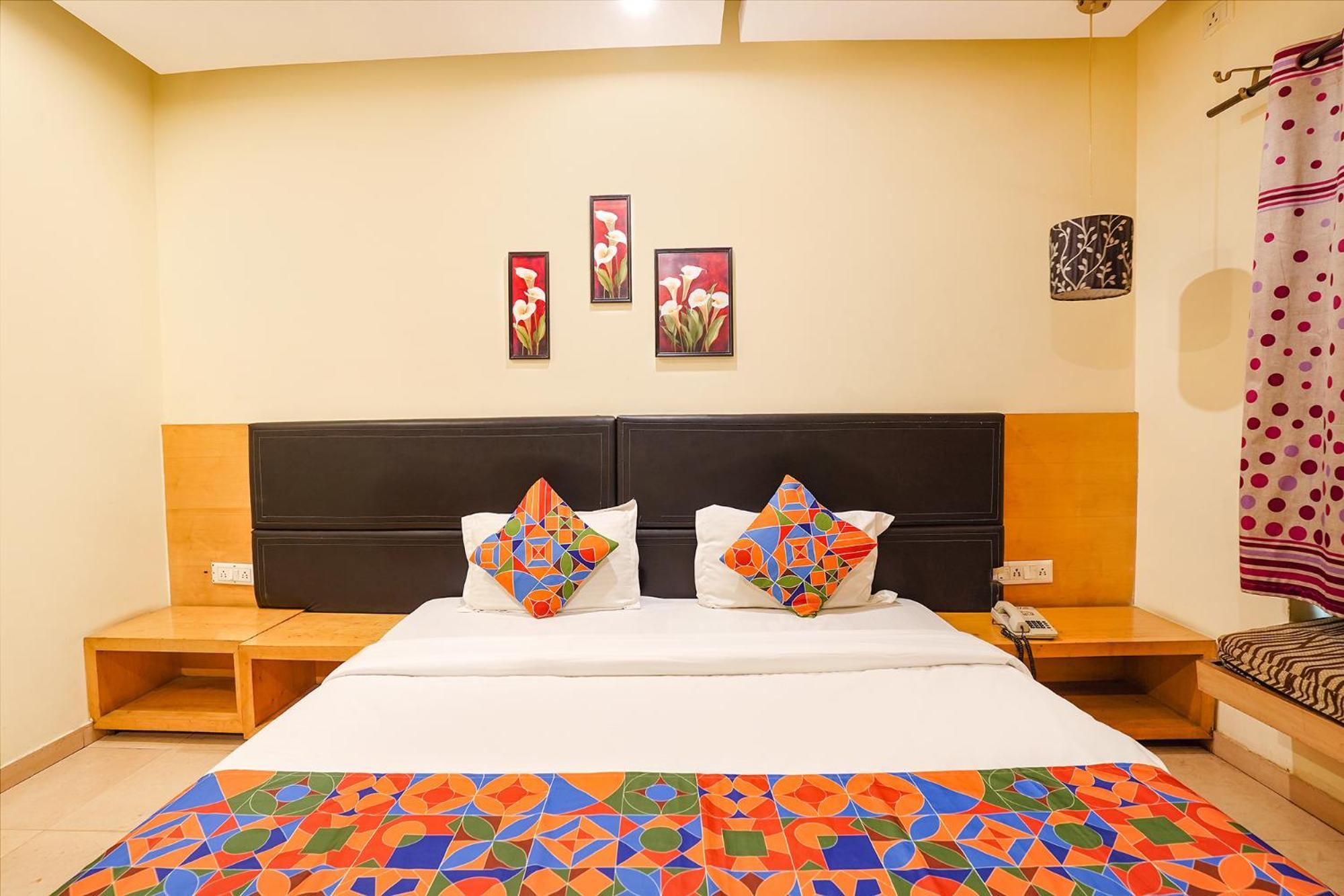 Fabexpress The Kings 10 Laxurious Hotel 3*