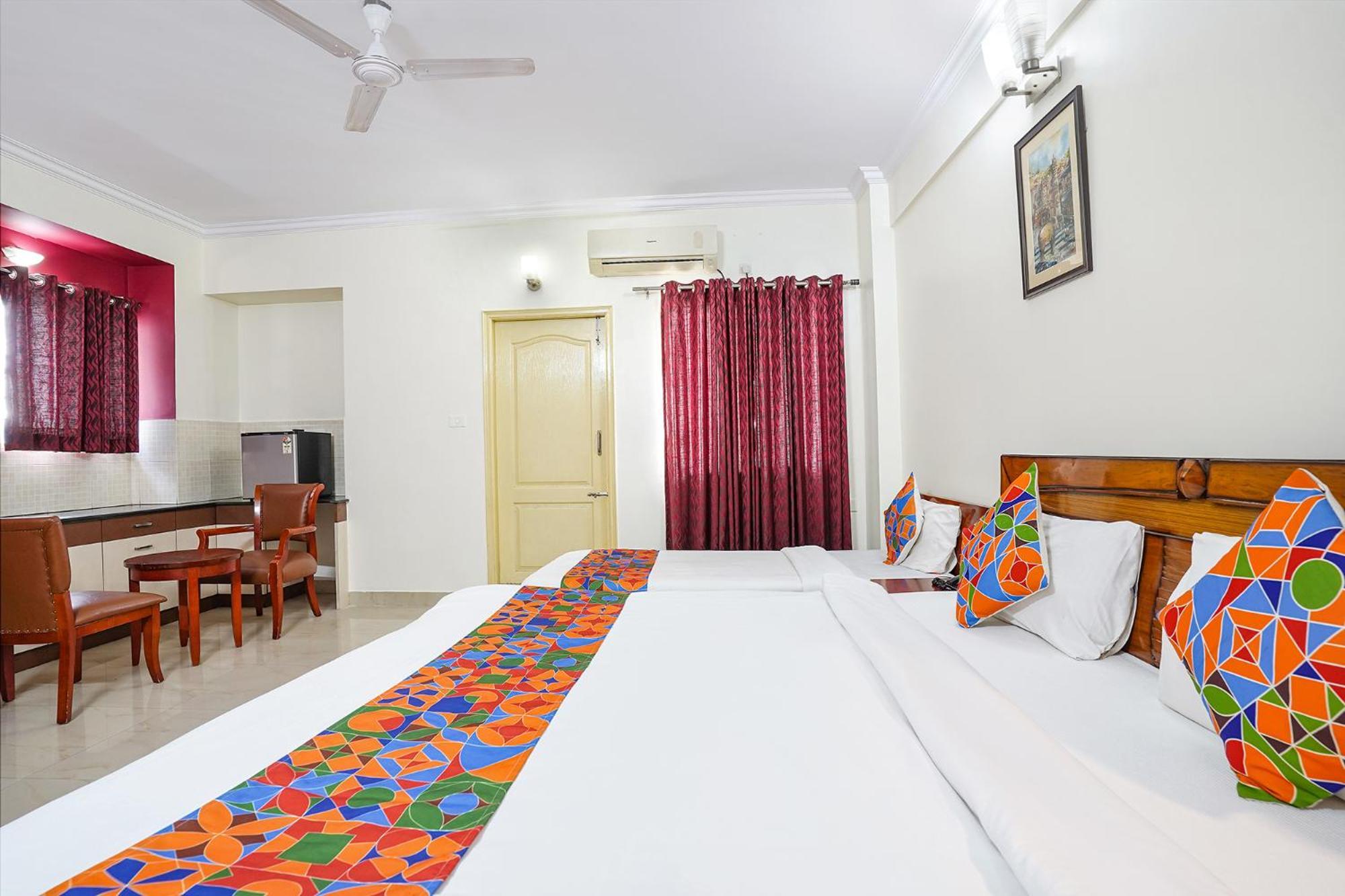 Hotel Fabhotel The Kings Bangalore