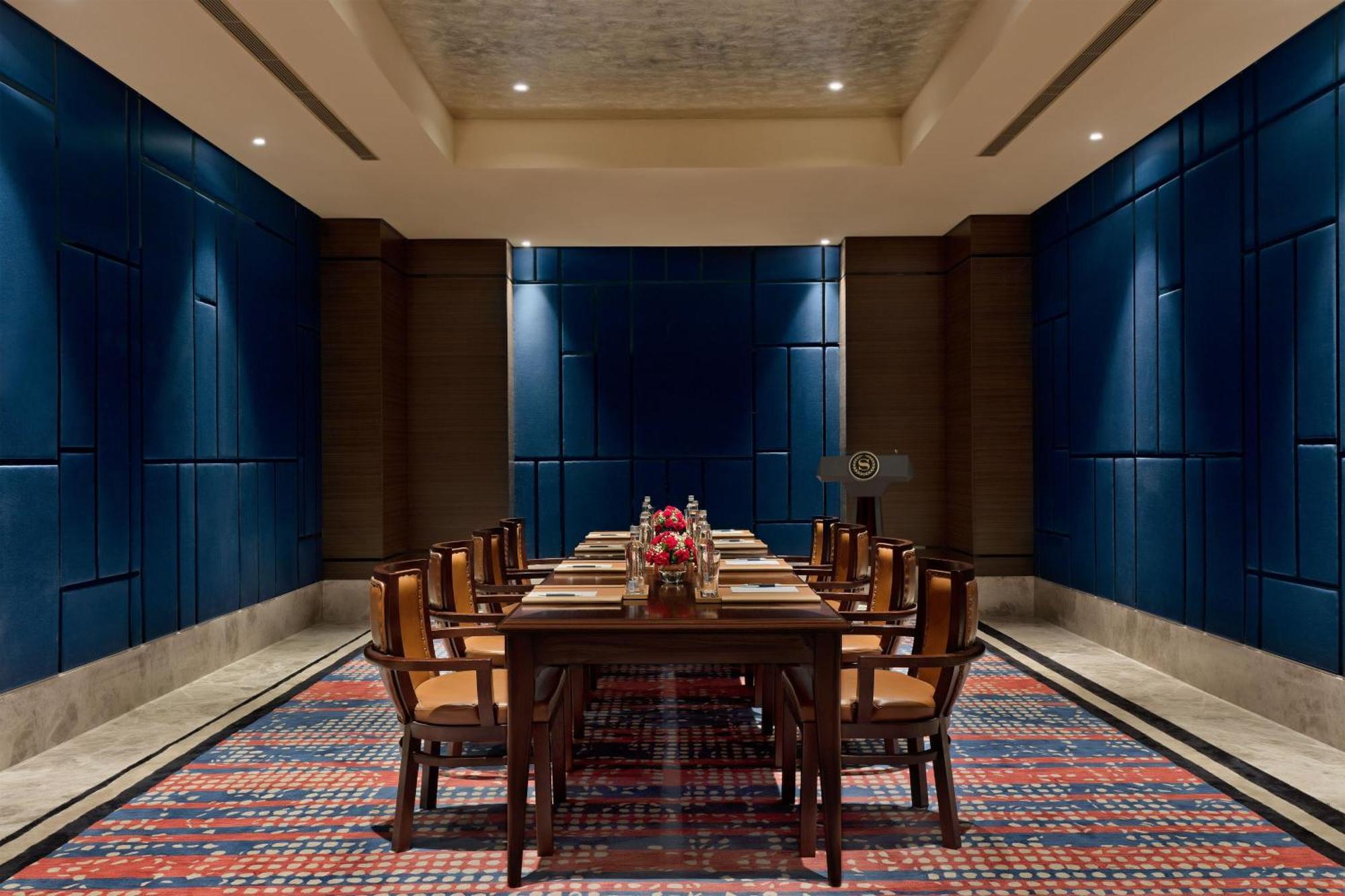 Sheraton Grand Whitefield & Convention Center 5* Bangalore