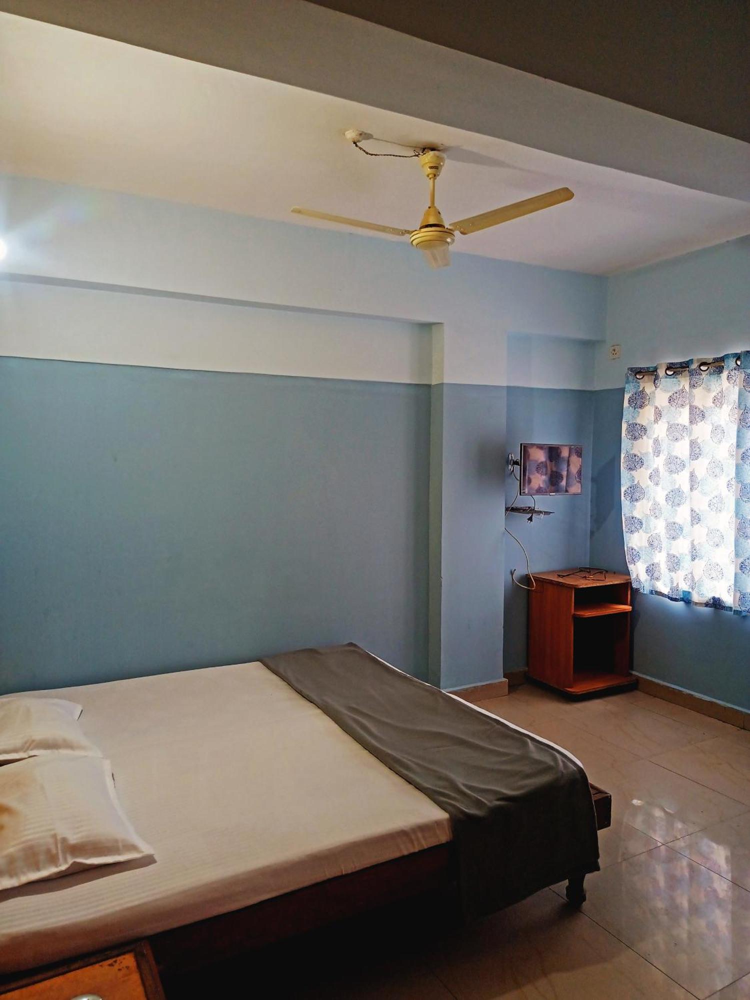 Kashyap Basaveshwara Nagar Hotel