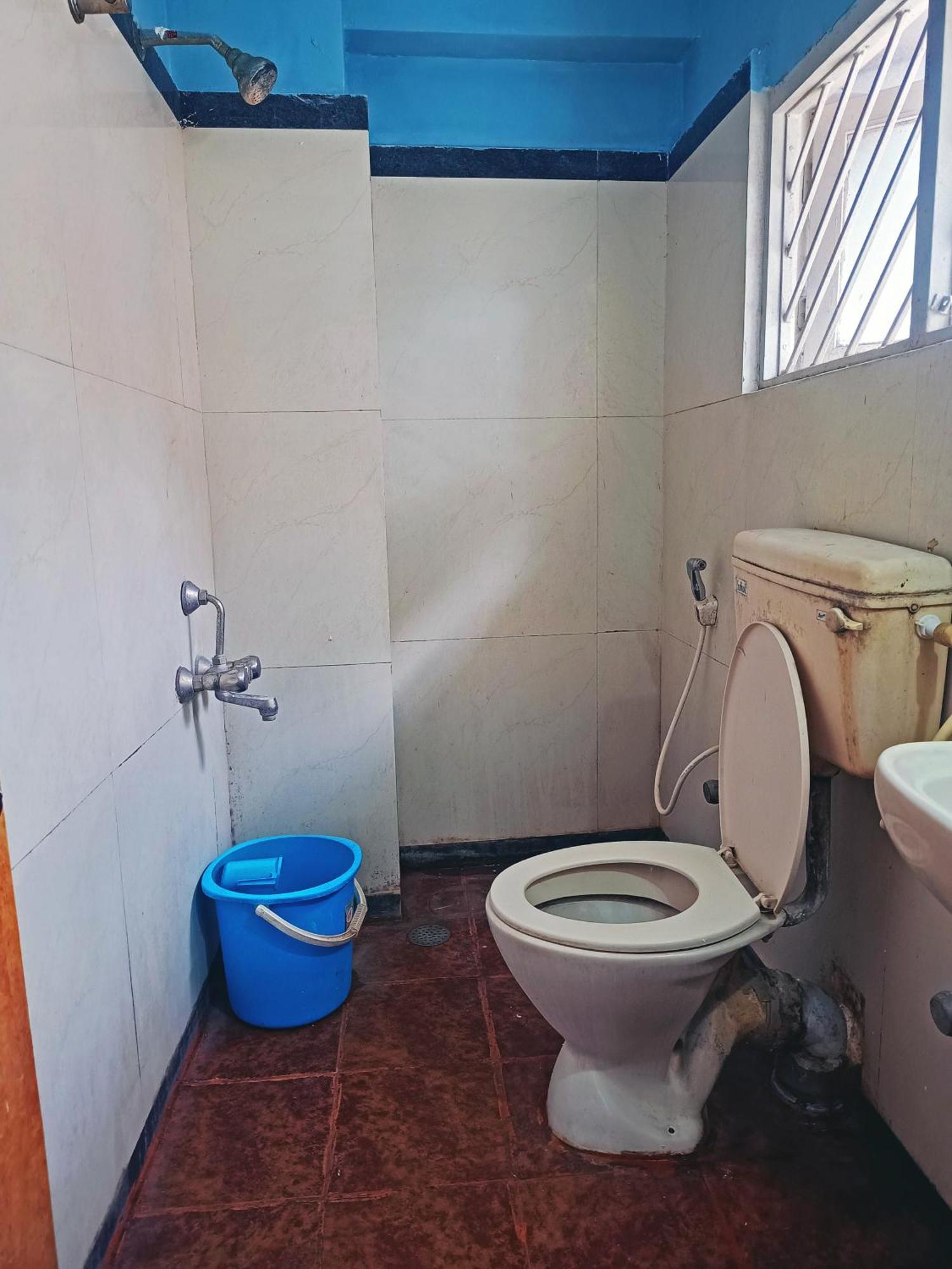Hotel Kashyap Basaveshwara Nagar *