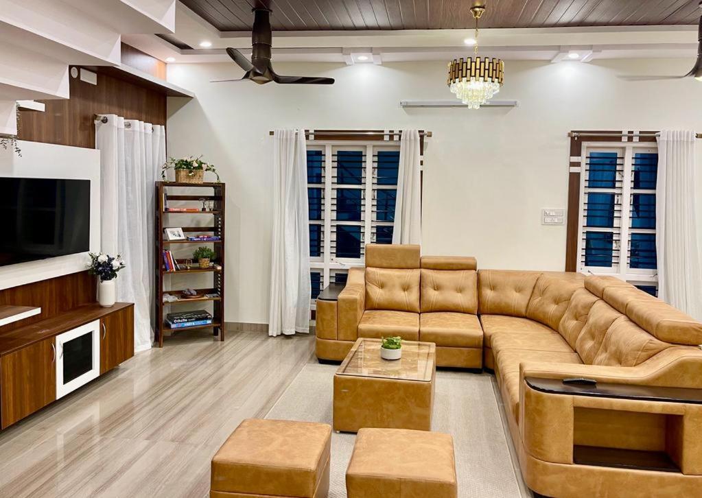 Vasudha * Bangalore