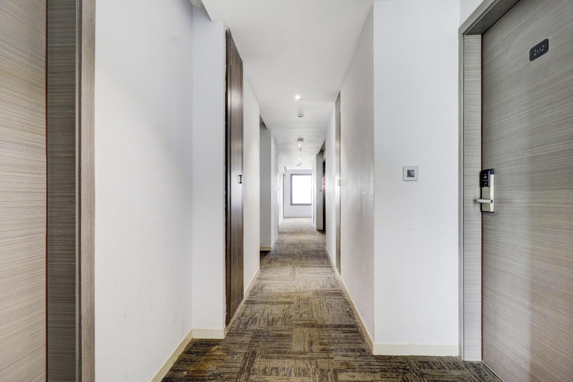 Sleek Townhouse Galexia And 4* Bangalore