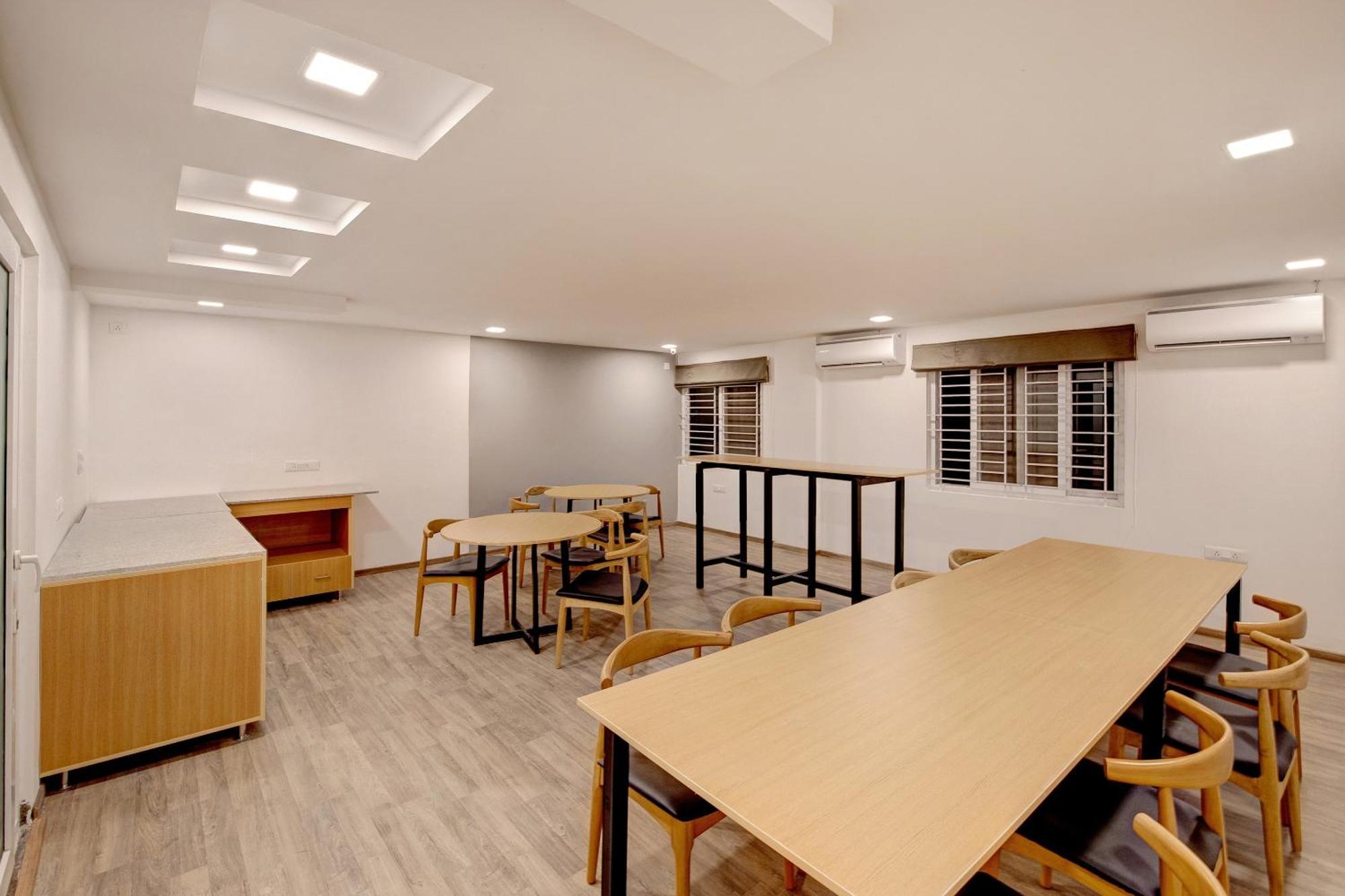 Townhouse Siri Residency Hotel Bangalore