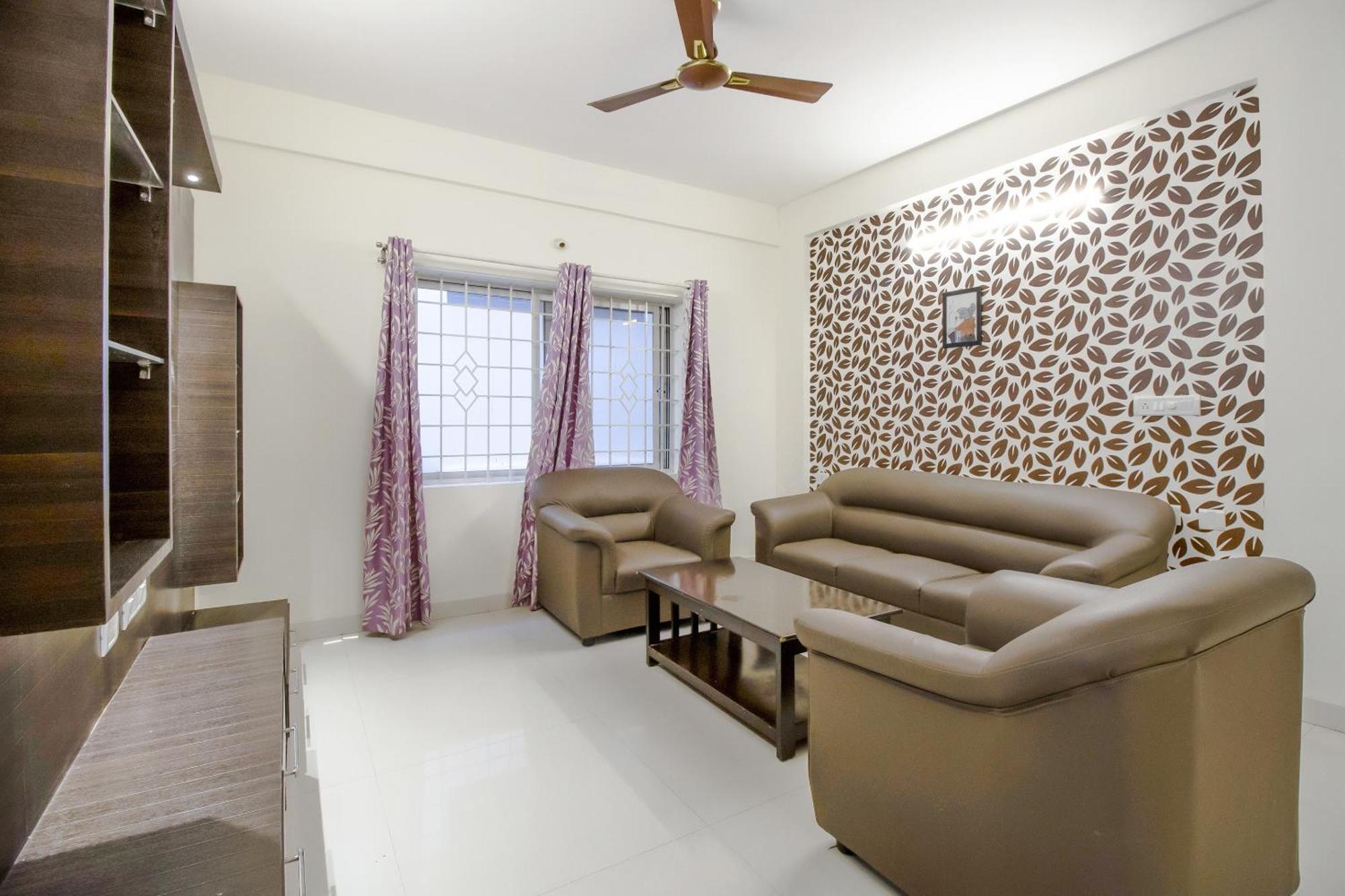 Hotel Collection O Sln Bangalore