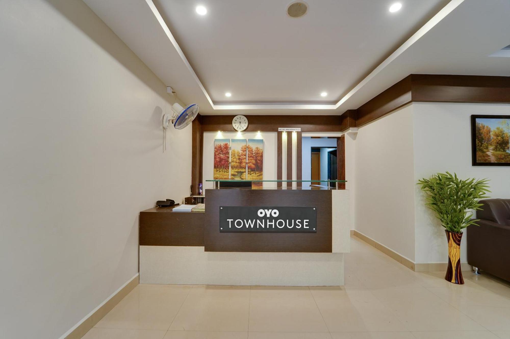 Super Townhouse Davis Let