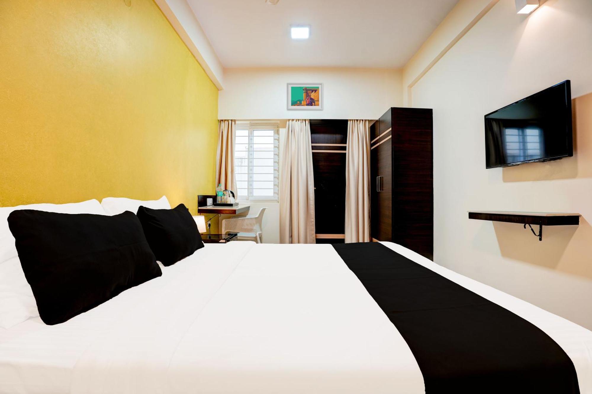 O Apple Tree Hotel 3*