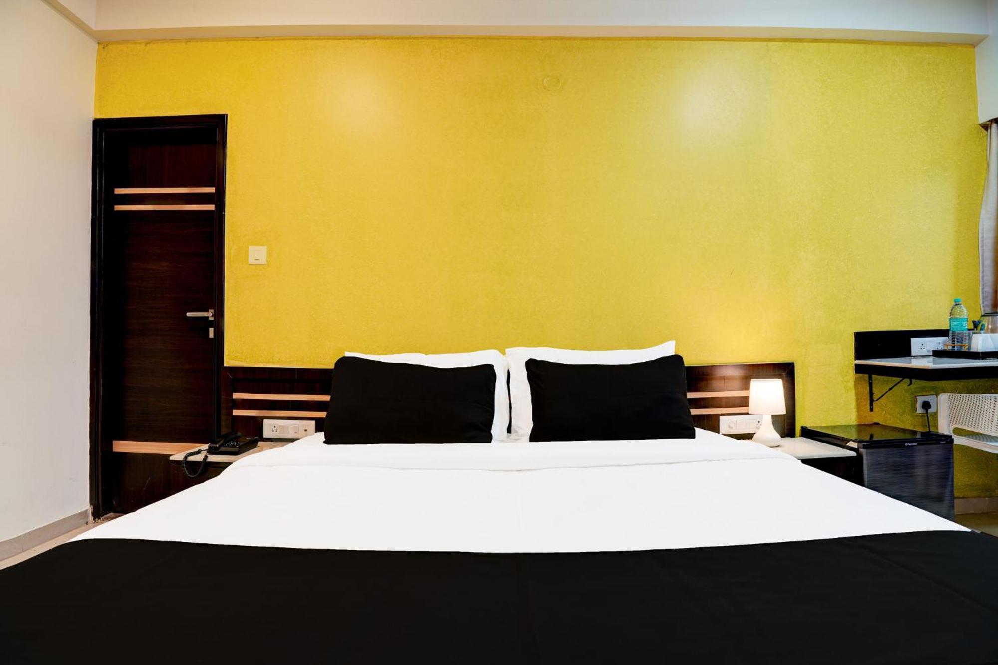 Hotel O Apple Tree Bangalore
