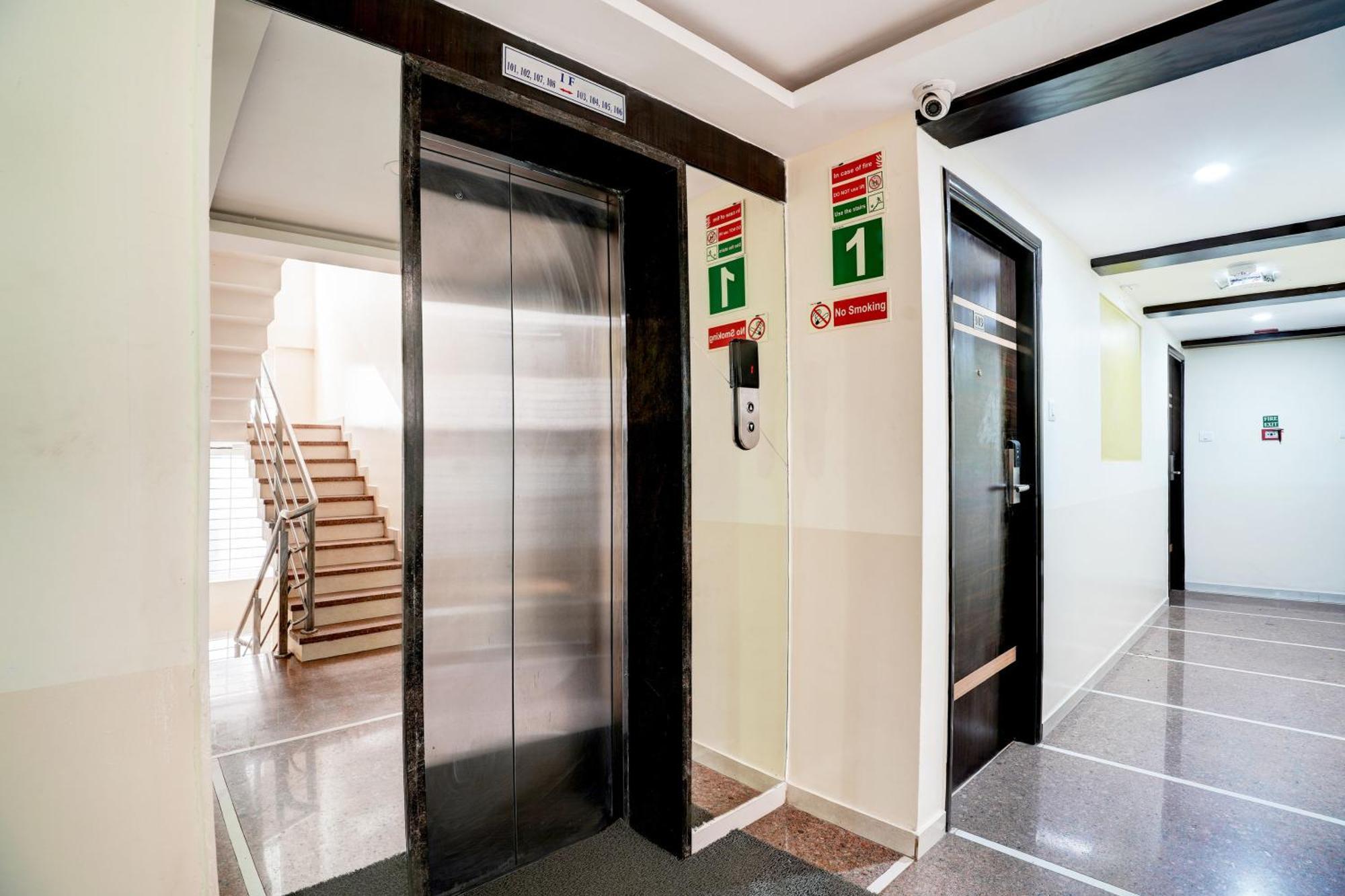 O Apple Tree Hotel 3*