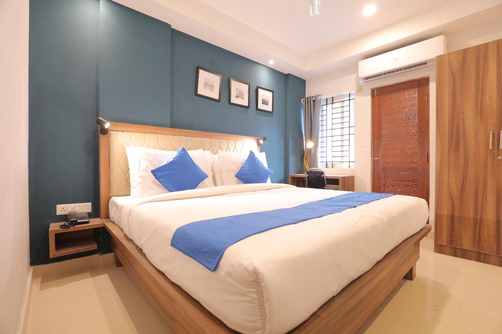 Silverkey Executive Hotel 3*