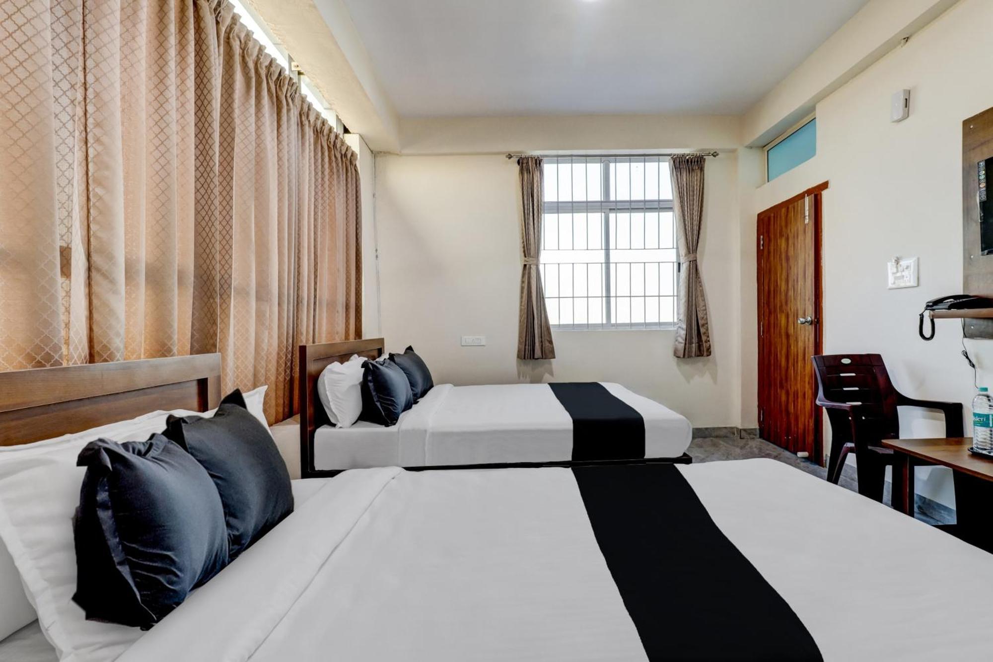 O Cheluva Residency 2*