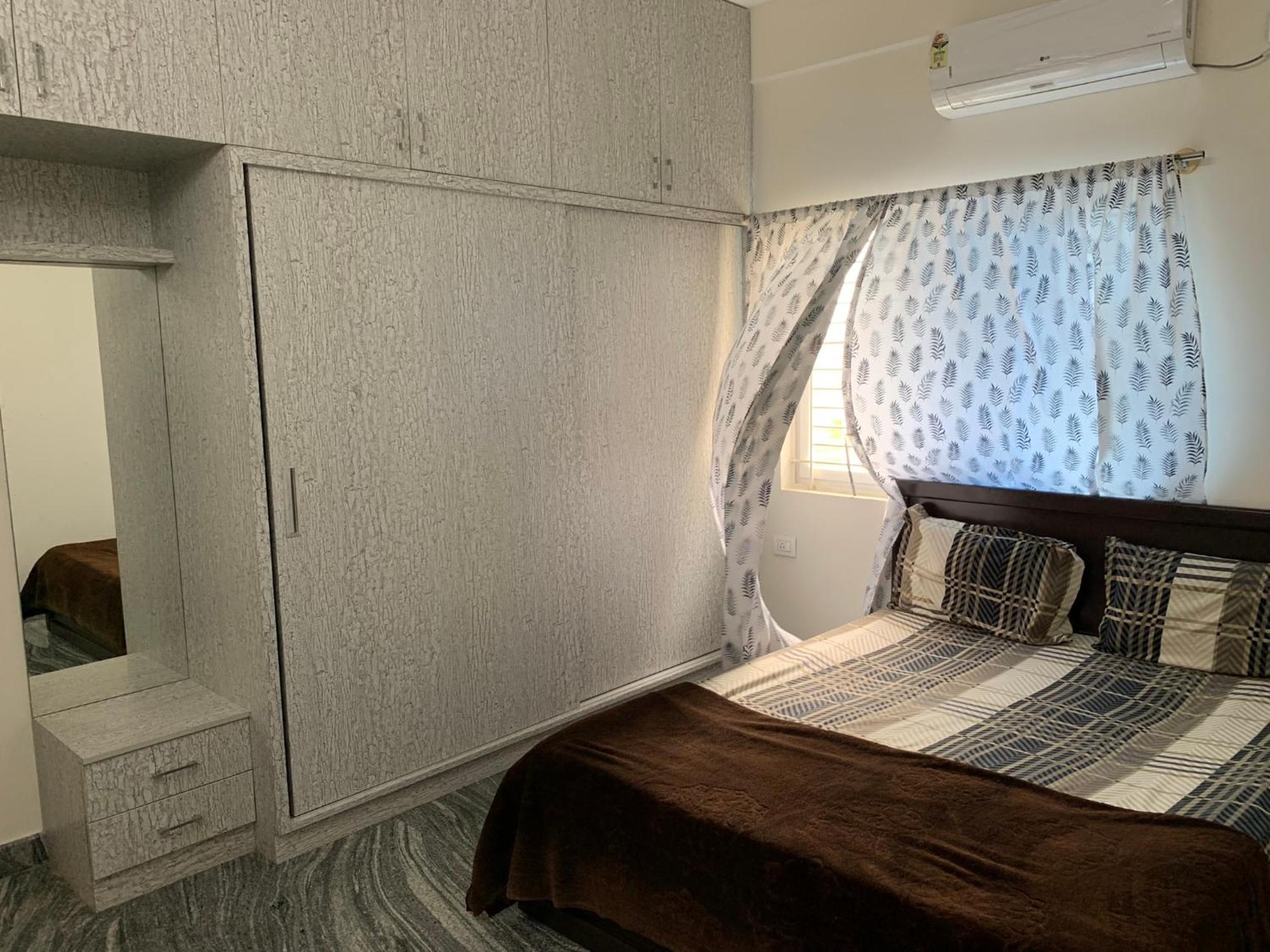 Sagar Niwas - Furnished Short Flats 1bhk And 2bhk Apartment