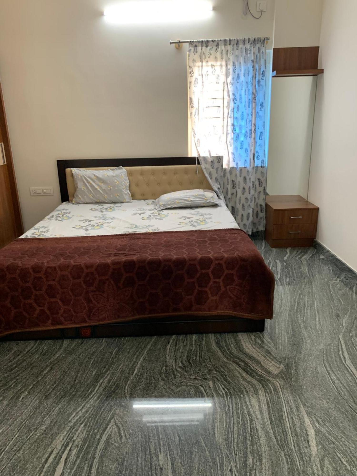 Sagar Niwas-1bhk And 2bhk Short Flats - Nh Hcl Ec Bommasandra * Bangalore