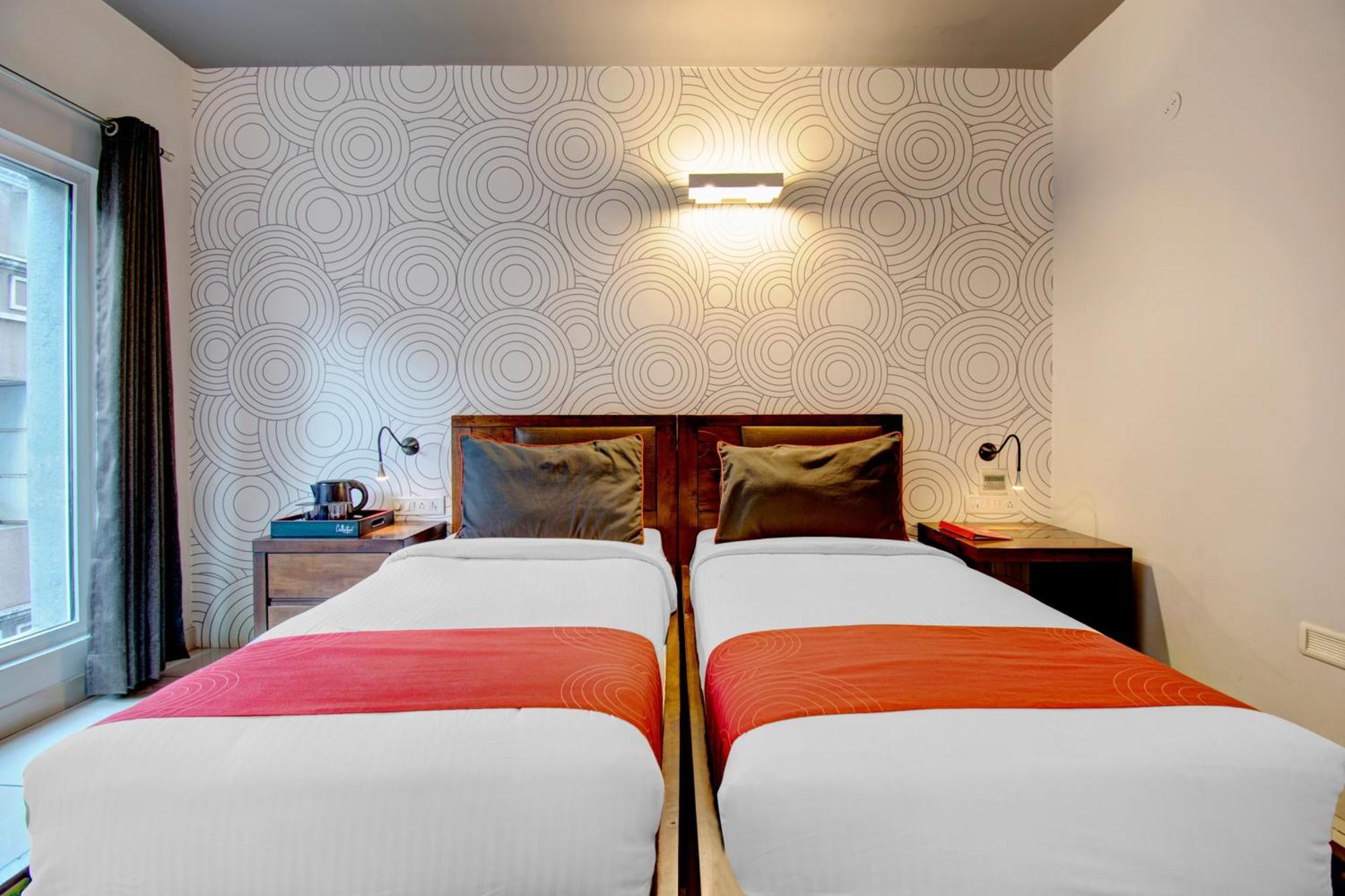 Super Townhouse Ulsoor