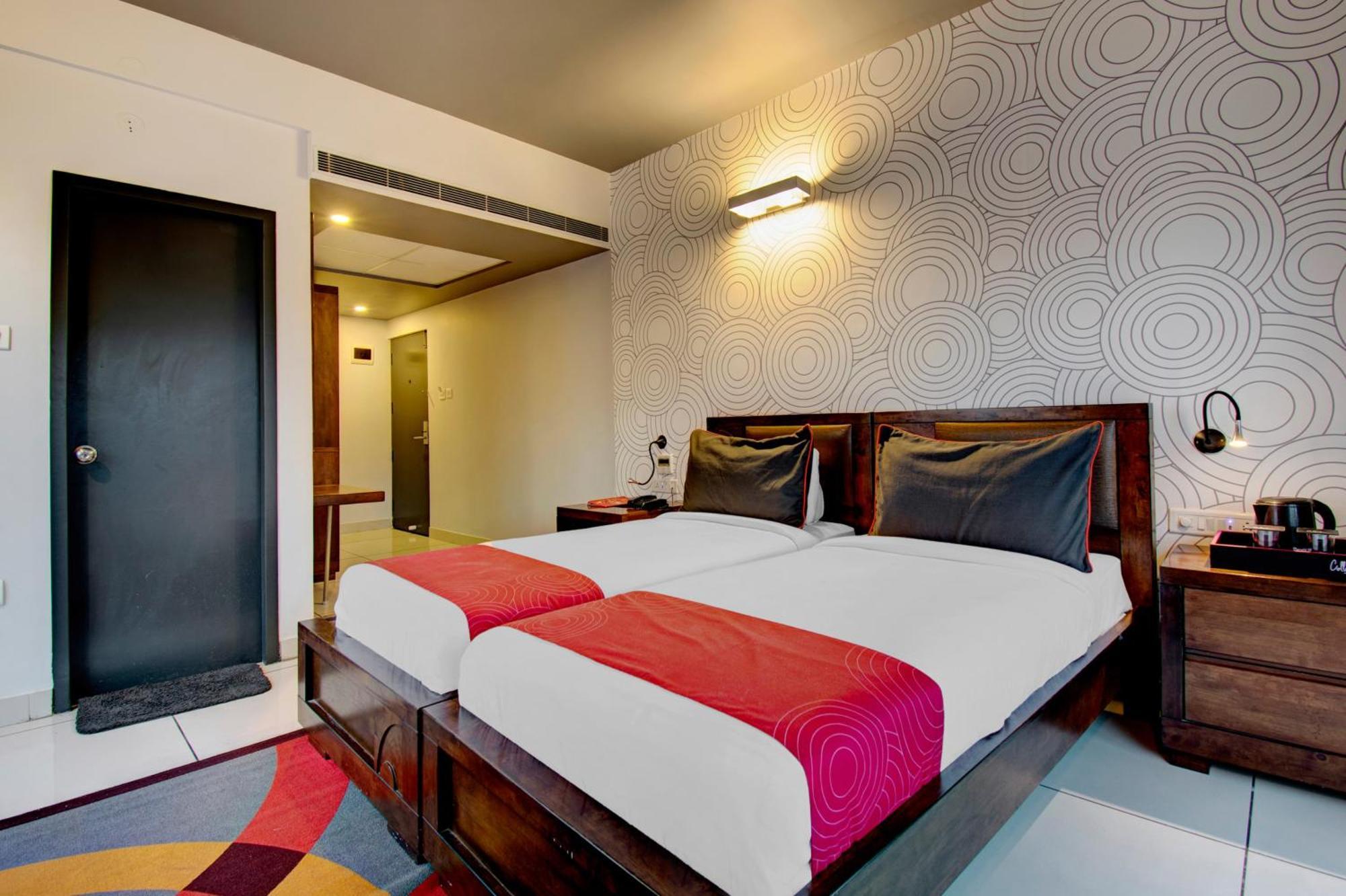 Super Townhouse Ulsoor 4*