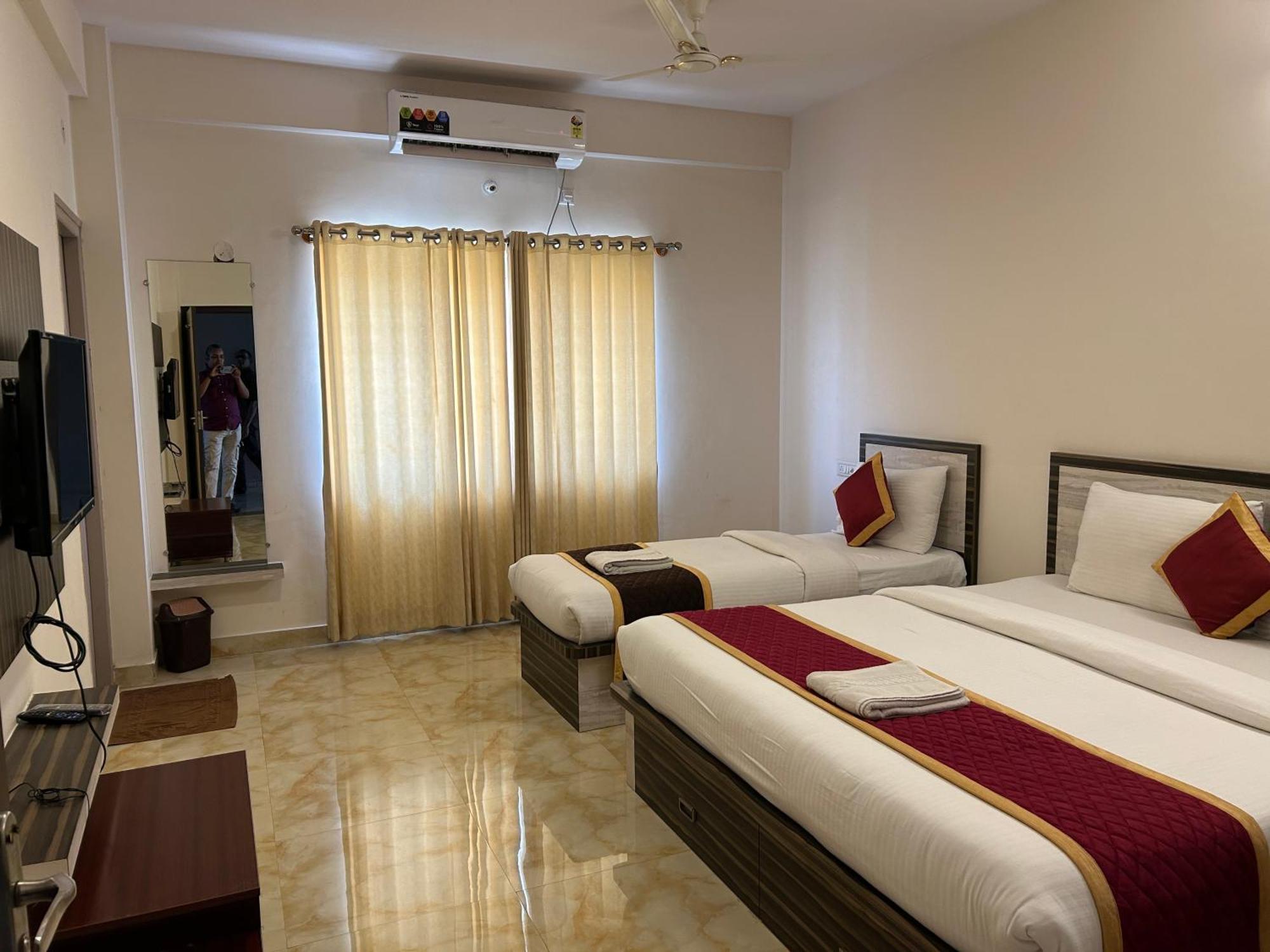 Hotel M S Comforts Bangalore