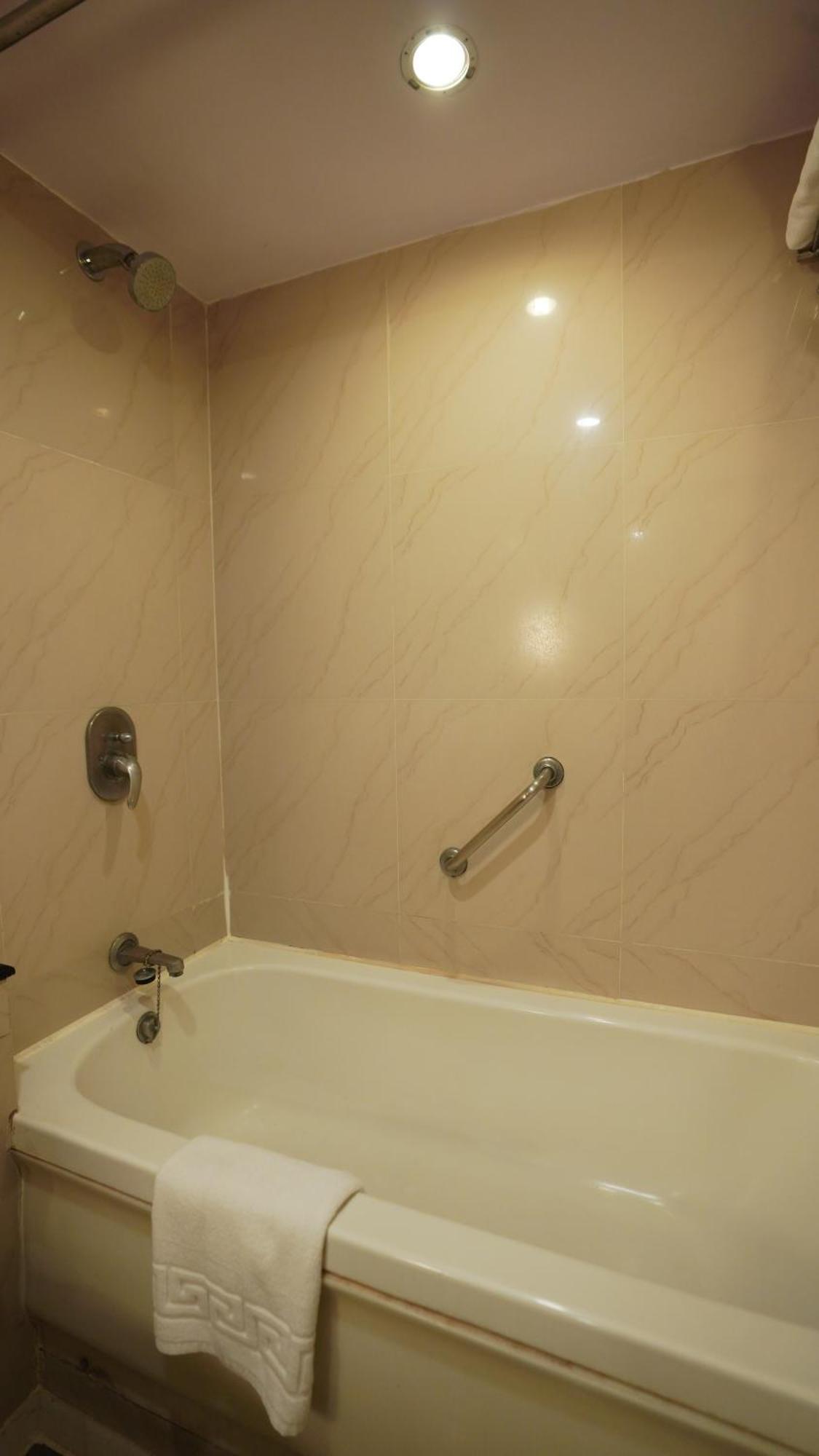 Mgm Whitefield 4*