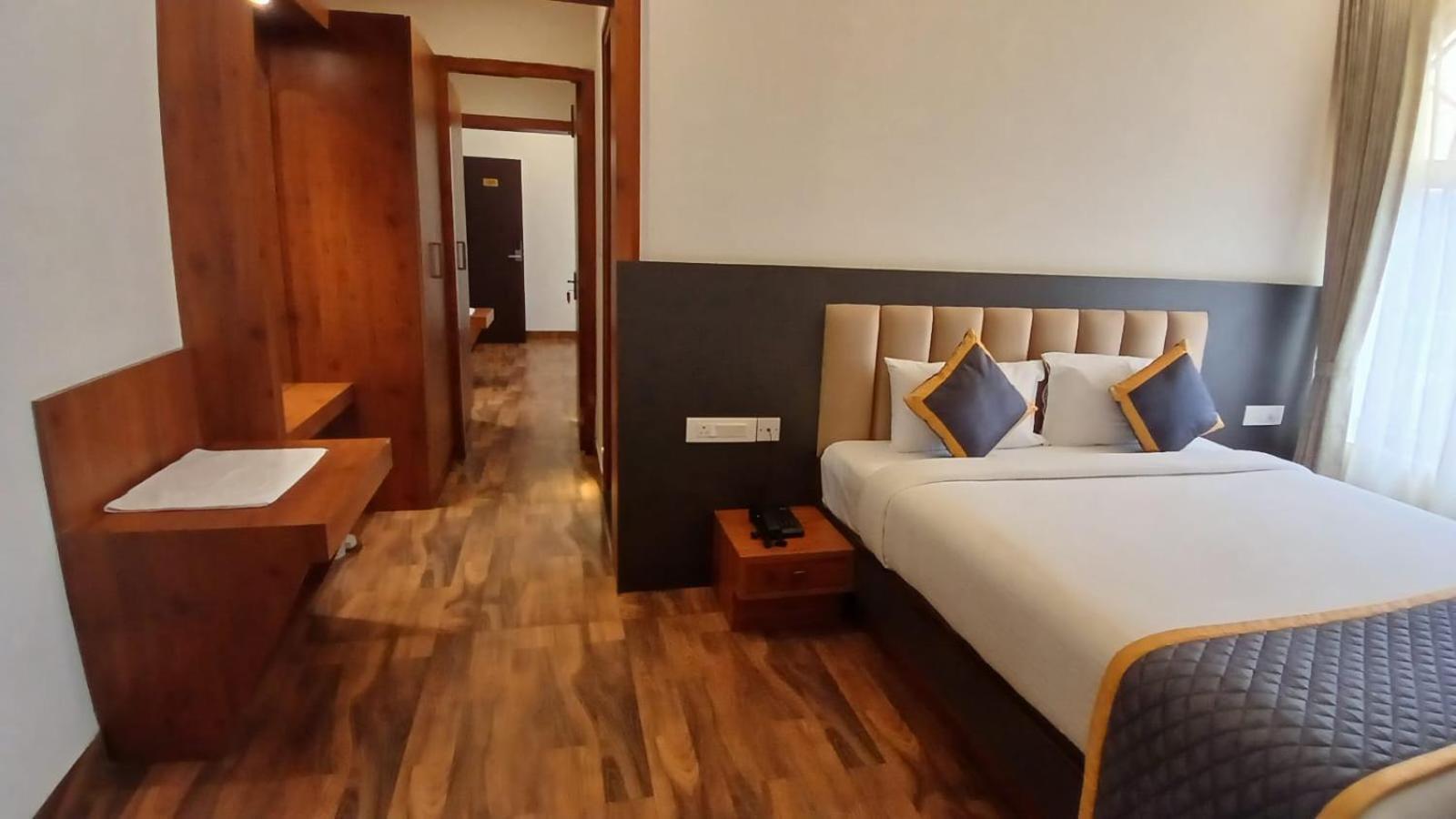 Pph Living Rajathagiri Palace Premium Hotel 3*