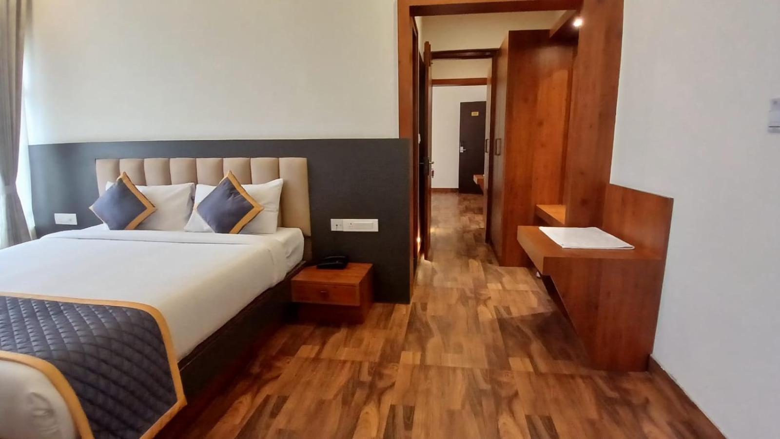 Hotel Pph Living Rajathagiri Palace Premium