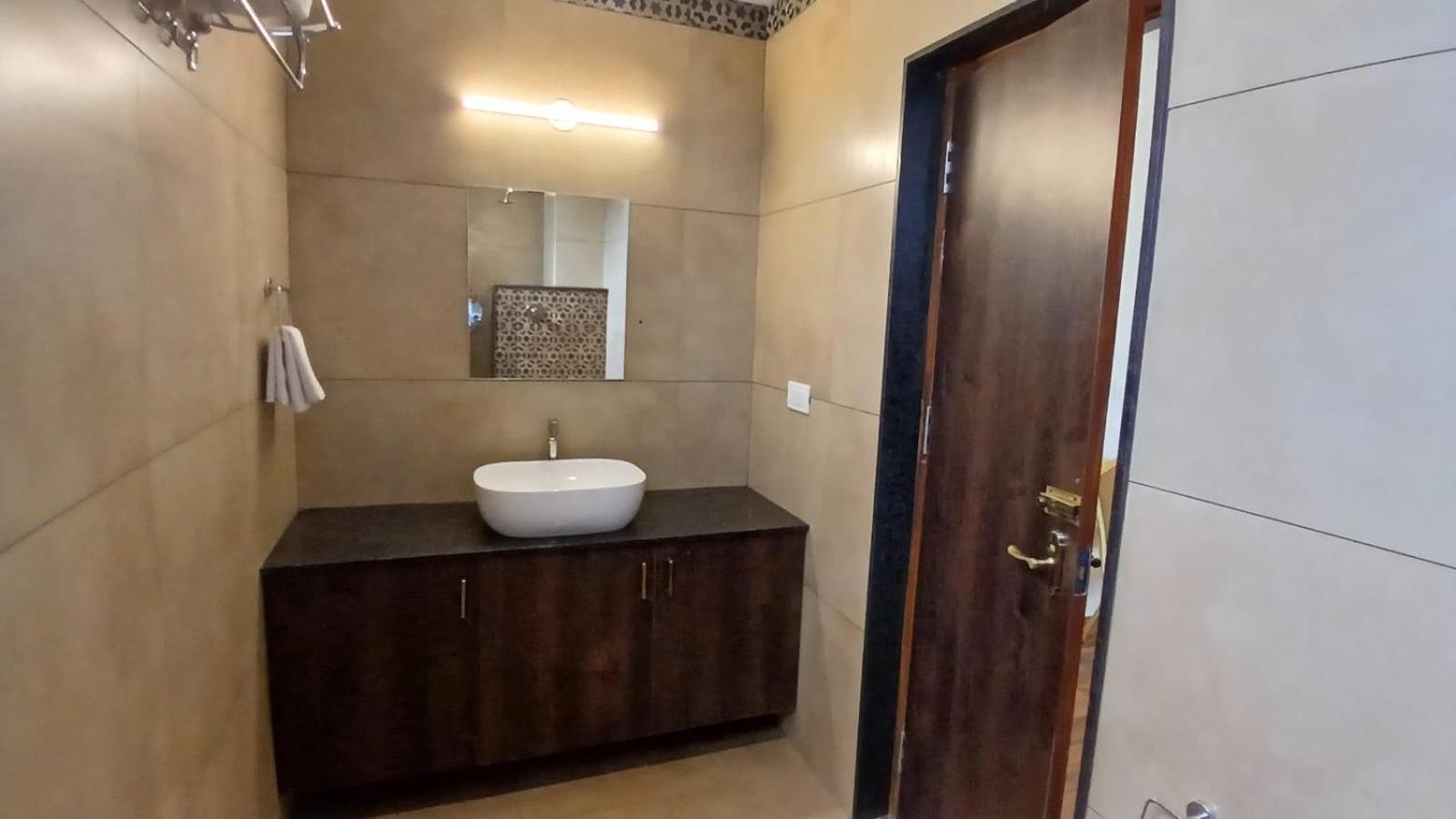 Hotel Pph Living Rajathagiri Palace Premium Bangalore