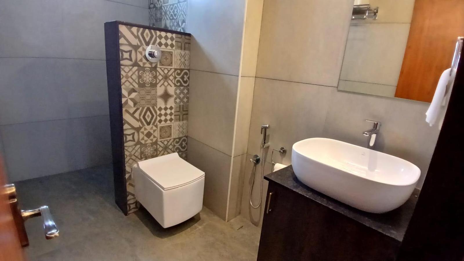 Pph Living Rajathagiri Palace Premium Hotel
