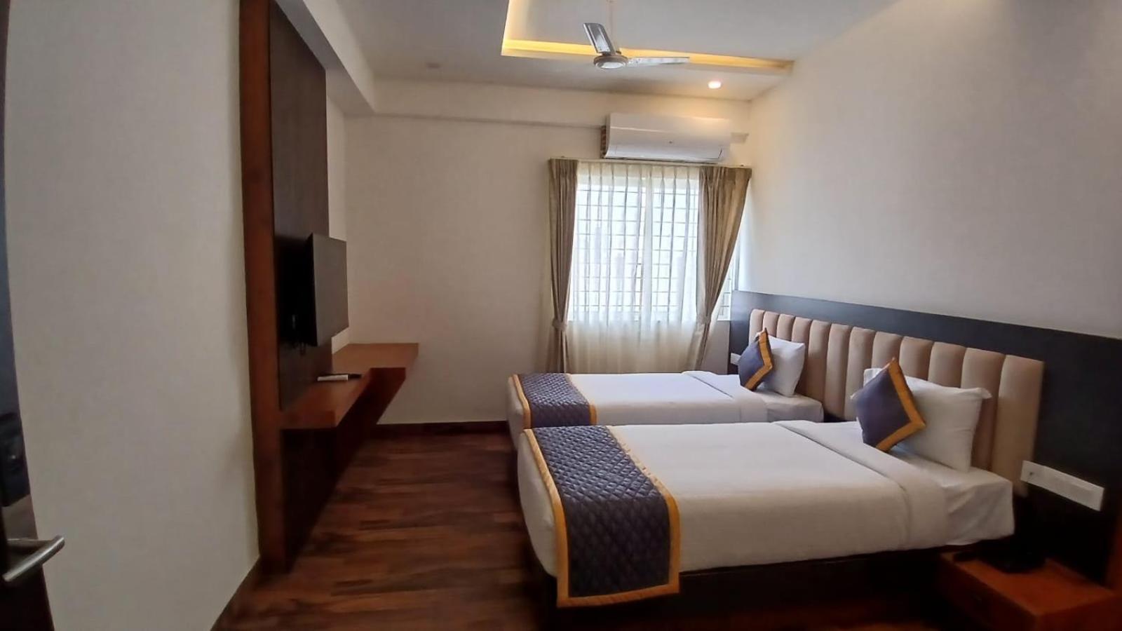Pph Living Rajathagiri Palace Premium Hotel Bangalore