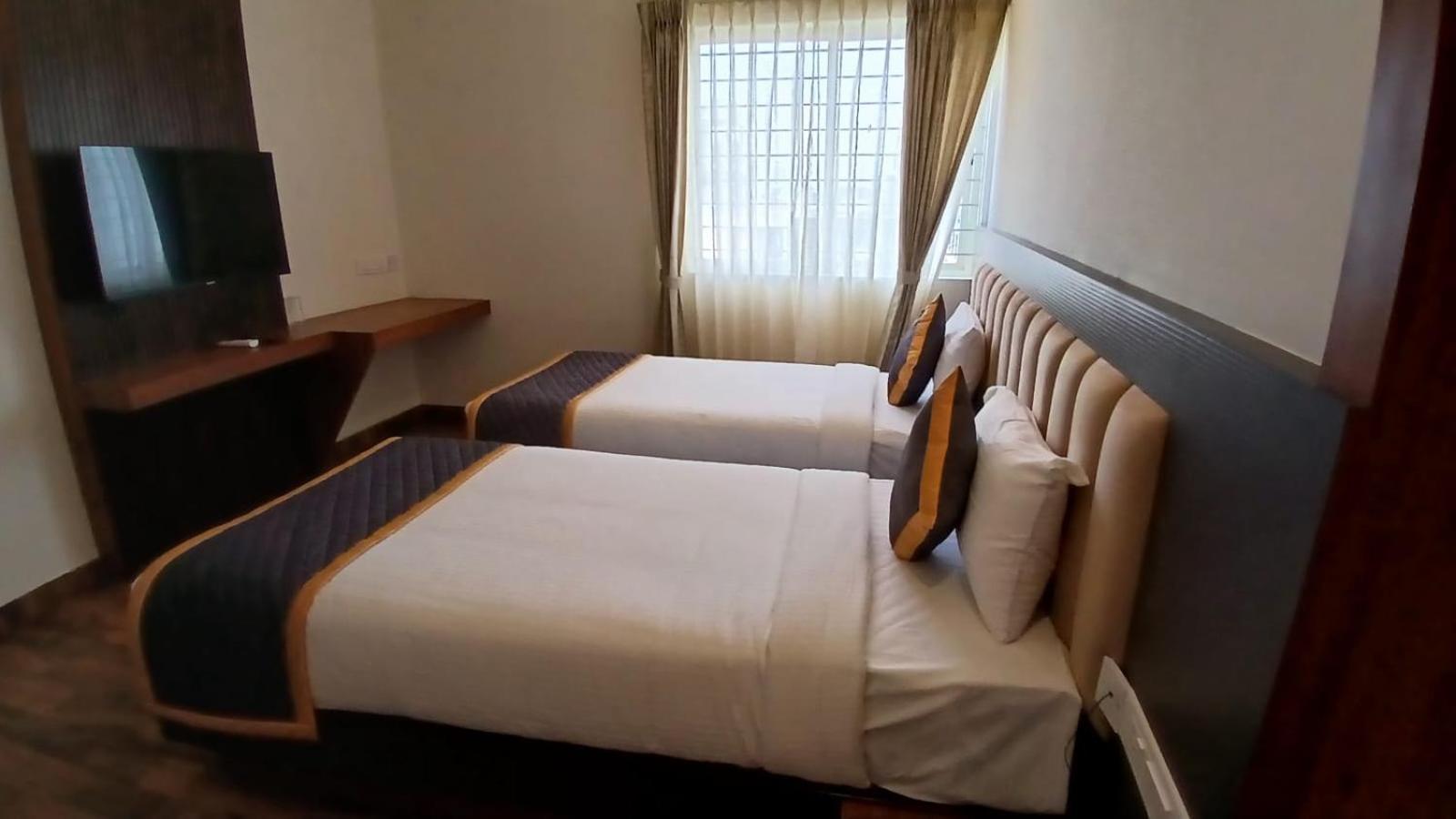 Pph Living Rajathagiri Palace Premium Hotel