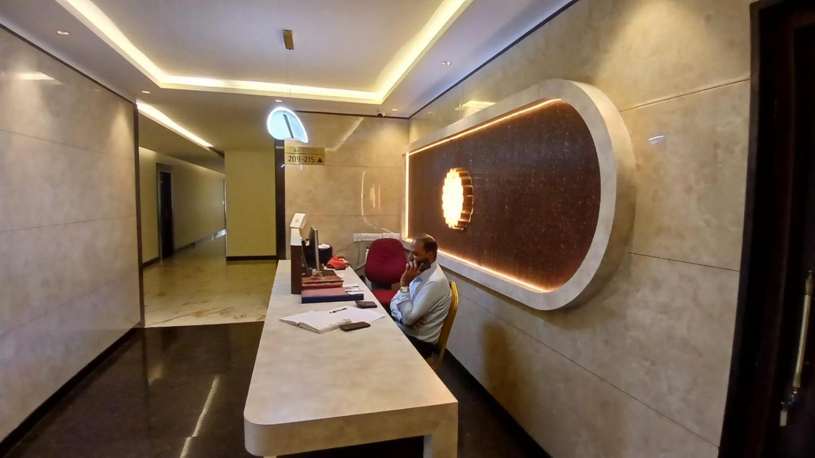 Pph Living Rajathagiri Palace Premium Hotel Bangalore