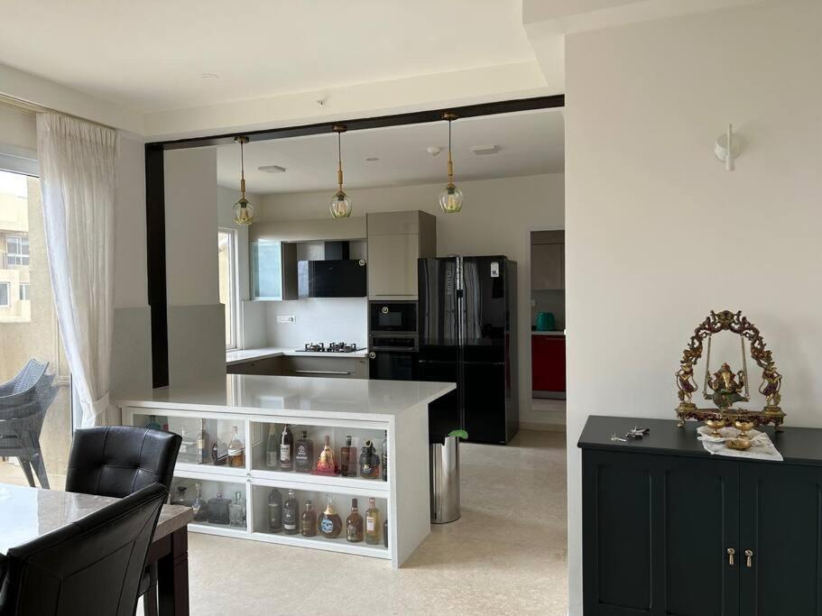Apartment Beautiful Penthouse In Blr Nikoo