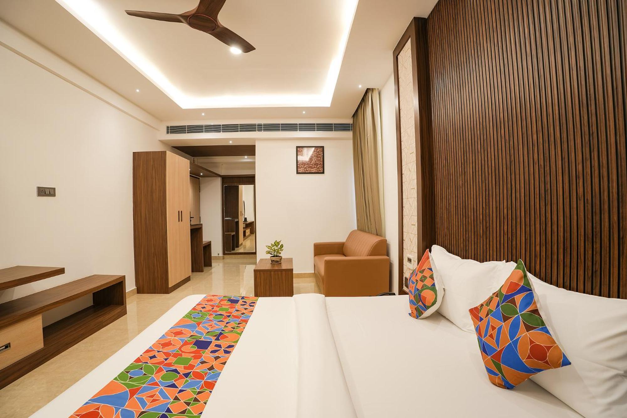 Fabhotel 7 Hills Hotel