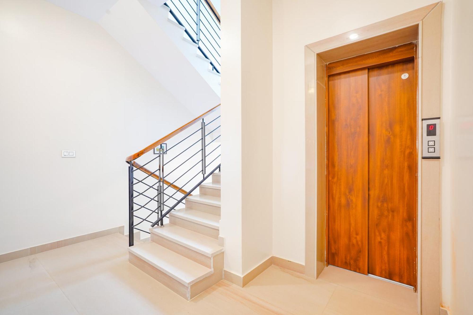 Hotel Fabhotel Bougainvillea - Horamavu